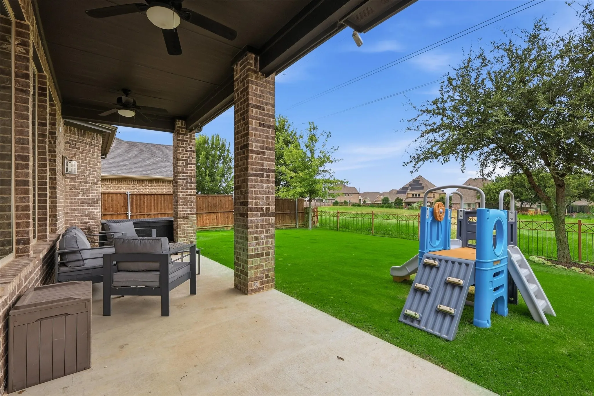 Single Family Residence For Sale in Denton County , 6213 Whiskerbrush Road, Flower Mound, Texas 76226, 4 Bedrooms, 4 Bathrooms, 2 Garage spaces, 2,716 Sqft, built in 2017, Price $615,000, mls#21338998, Real Estate Agent in Flower Mound, Homes For Sale in Denton county, Homes For Sale in Flower Mound, Realtor in Flower Mound Texas, Real Estate Brokerage Independent Realty Texas, Luminita Cordes Realtor