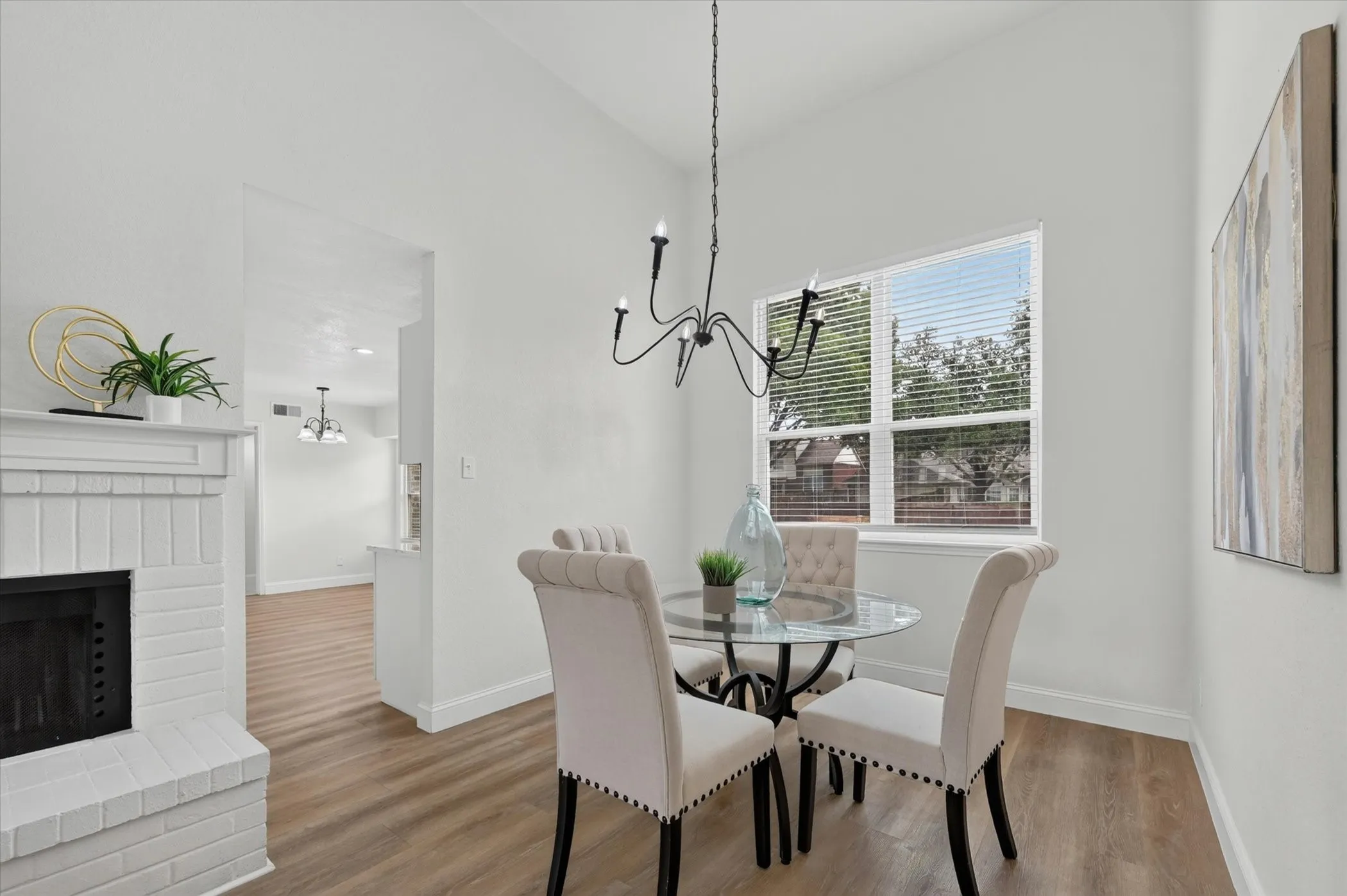 Single Family Residence For Sale in Collin County , 4402 Durango Lane, Mc Kinney, Texas 75070, 4 Bedroom, 3 Bathroom, 2 Garage spaces, 1,893 Sqft, built in 1987, mls#21334825, Real Estate Agent in Mc Kinney, Homes For Sale in Collin county, Homes For Sale in Mc Kinney, Realtor in Mc Kinney Texas, Real Estate Brokerage Independent Realty Texas, Luminita Cordes Realtor