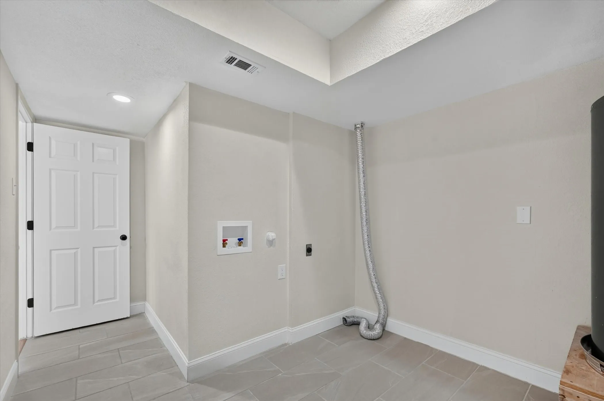 Single Family Residence For Sale in Collin County , 4402 Durango Lane, Mc Kinney, Texas 75070, 4 Bedroom, 3 Bathroom, 2 Garage spaces, 1,893 Sqft, built in 1987, mls#21334825, Real Estate Agent in Mc Kinney, Homes For Sale in Collin county, Homes For Sale in Mc Kinney, Realtor in Mc Kinney Texas, Real Estate Brokerage Independent Realty Texas, Luminita Cordes Realtor