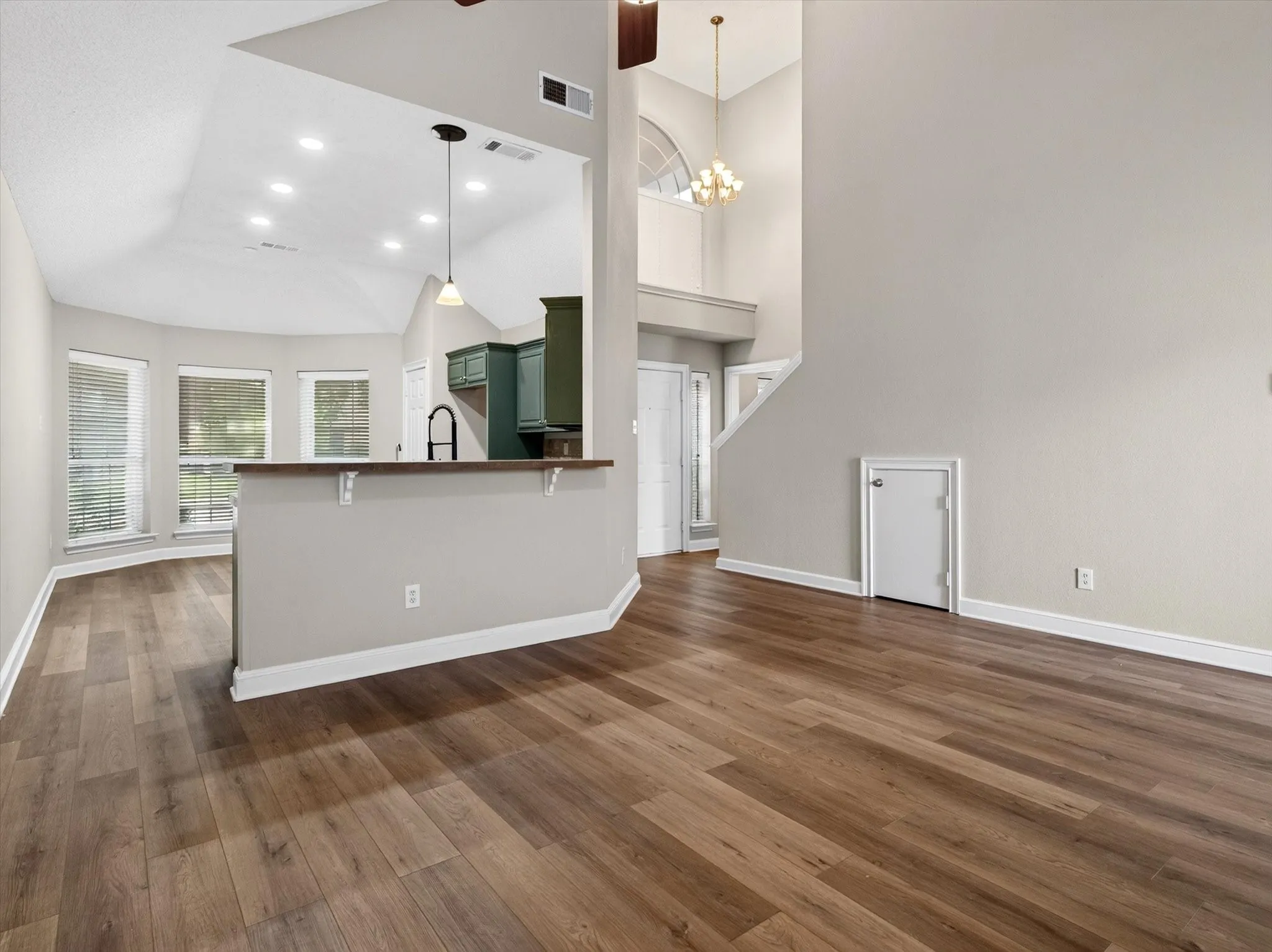 Single Family Residence For Sale in Collin County , 7808 Anchor Street, Frisco, Texas 75035, 3 Bedroom, 2 Bathroom, 2 Garage spaces, 1,412 Sqft, built in 1998, mls#21337957, Real Estate Agent in Frisco, Homes For Sale in Collin county, Homes For Sale in Frisco, Realtor in Frisco Texas, Real Estate Brokerage Independent Realty Texas, Luminita Cordes Realtor