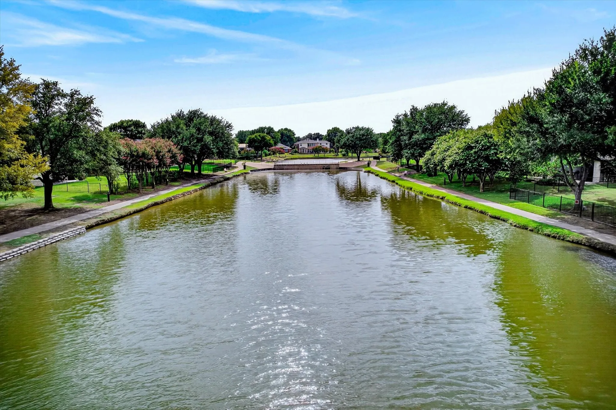 Single Family Residence For Sale in Collin County , 7808 Anchor Street, Frisco, Texas 75035, 3 Bedroom, 2 Bathroom, 2 Garage spaces, 1,412 Sqft, built in 1998, mls#21337957, Real Estate Agent in Frisco, Homes For Sale in Collin county, Homes For Sale in Frisco, Realtor in Frisco Texas, Real Estate Brokerage Independent Realty Texas, Luminita Cordes Realtor