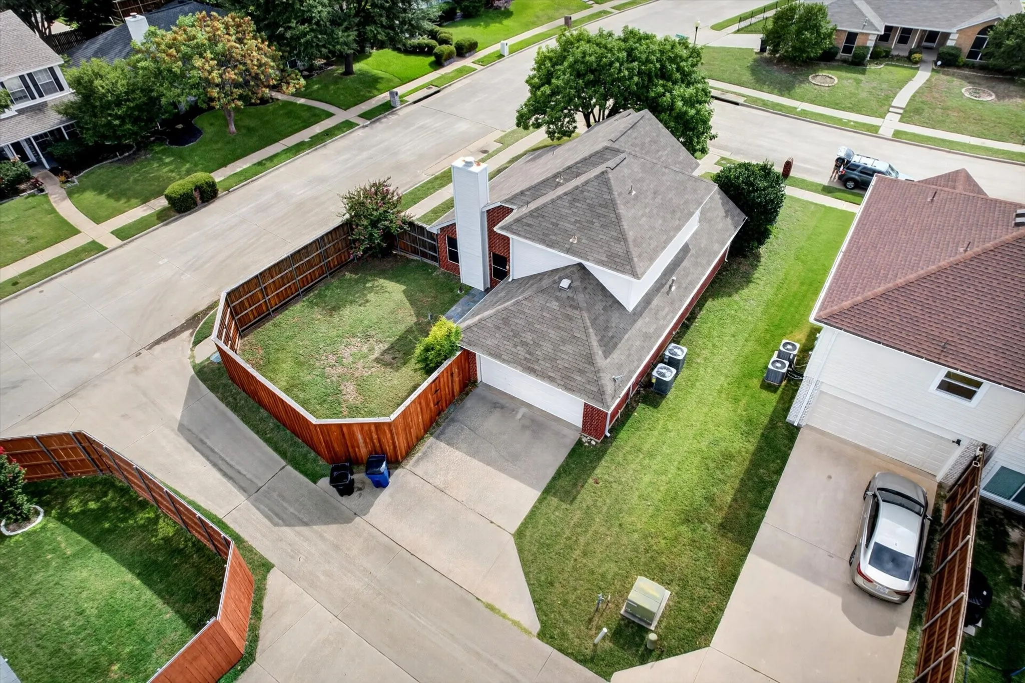Single Family Residence For Sale in Collin County , 7808 Anchor Street, Frisco, Texas 75035, 3 Bedroom, 2 Bathroom, 2 Garage spaces, 1,412 Sqft, built in 1998, mls#21337957, Real Estate Agent in Frisco, Homes For Sale in Collin county, Homes For Sale in Frisco, Realtor in Frisco Texas, Real Estate Brokerage Independent Realty Texas, Luminita Cordes Realtor