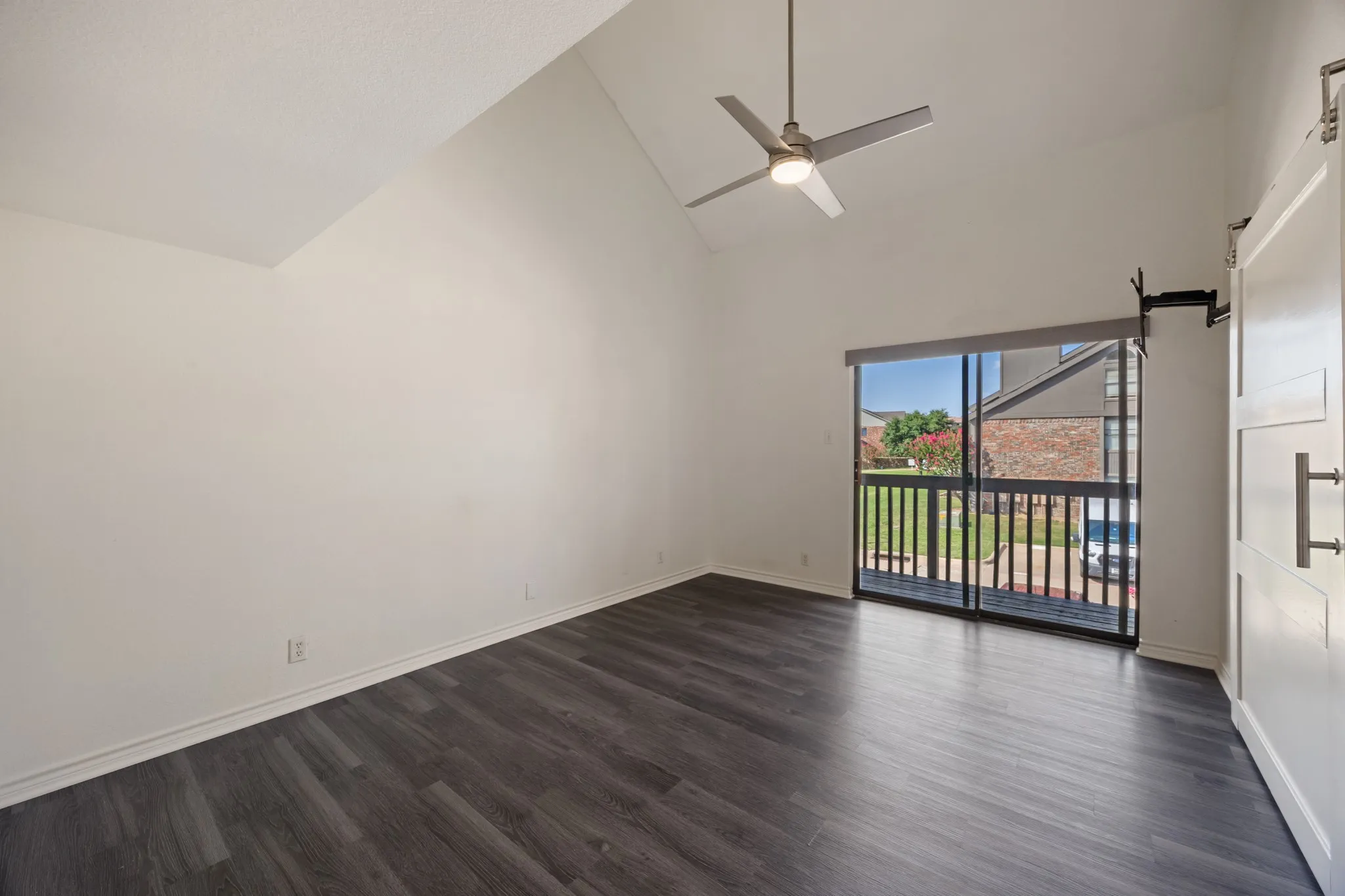 Condominium For Sale in Rockwall County , 1234 Signal Ridge Place 1234, Rockwall, Texas 75032, 3 Bedroom, 2 Bathroom, Garage spaces, 1,578 Sqft, built in 1985, mls#21341238, Real Estate Agent in Rockwall, Homes For Sale in Rockwall county, Homes For Sale in Rockwall, Realtor in Rockwall Texas, Real Estate Brokerage Independent Realty Texas, Luminita Cordes Realtor