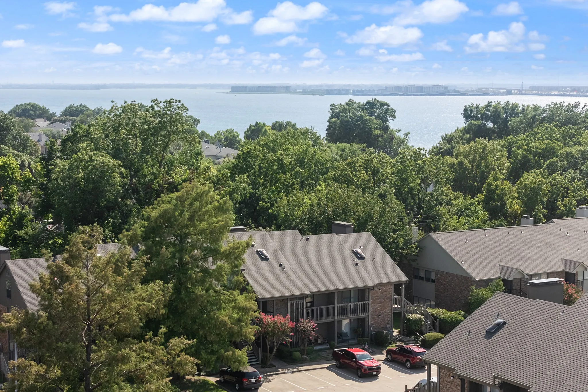 Condominium For Sale in Rockwall County , 1234 Signal Ridge Place 1234, Rockwall, Texas 75032, 3 Bedroom, 2 Bathroom, Garage spaces, 1,578 Sqft, built in 1985, mls#21341238, Real Estate Agent in Rockwall, Homes For Sale in Rockwall county, Homes For Sale in Rockwall, Realtor in Rockwall Texas, Real Estate Brokerage Independent Realty Texas, Luminita Cordes Realtor