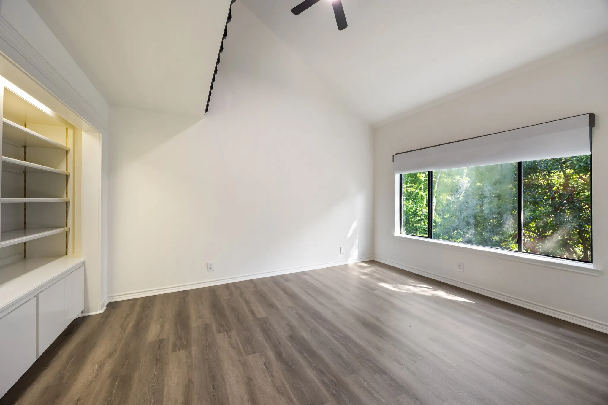 Condominium For Sale in Rockwall County , 1234 Signal Ridge Place 1234, Rockwall, Texas 75032, 3 Bedroom, 2 Bathroom, Garage spaces, 1,578 Sqft, built in 1985, mls#21341238, Real Estate Agent in Rockwall, Homes For Sale in Rockwall county, Homes For Sale in Rockwall, Realtor in Rockwall Texas, Real Estate Brokerage Independent Realty Texas, Luminita Cordes Realtor