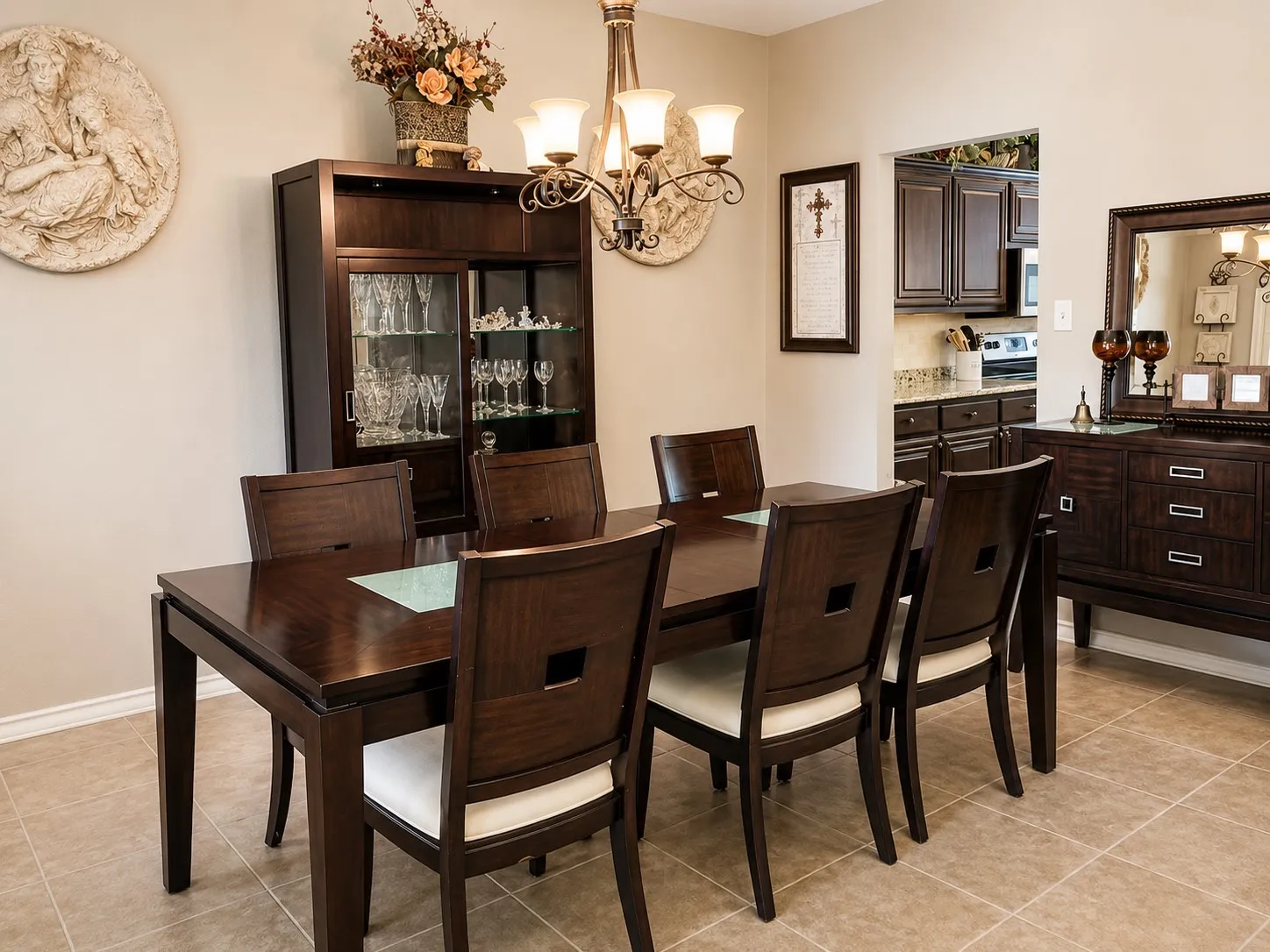 Single Family Residence For Sale in Tarrant County , 2902 Redstone Drive, Arlington, Texas 76001, 4 Bedroom, 3 Bathroom, 2 Garage spaces, 2,660 Sqft, built in 1989, mls#21340236, Real Estate Agent in Arlington, Homes For Sale in Tarrant county, Homes For Sale in Arlington, Realtor in Arlington Texas, Real Estate Brokerage Independent Realty Texas, Luminita Cordes Realtor
