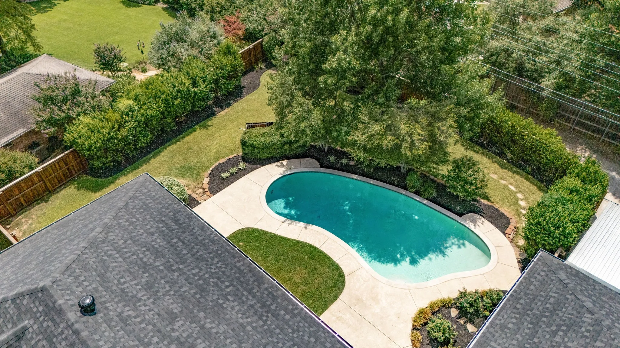 Single Family Residence For Sale in Dallas County , 10747 Bushire Drive, Dallas, Texas 75229, 4 Bedroom, 4 Bathroom, 2 Garage spaces, 3,208 Sqft, built in 1969, mls#21337668, Real Estate Agent in Dallas, Homes For Sale in Dallas county, Homes For Sale in Dallas, Realtor in Dallas Texas, Real Estate Brokerage Independent Realty Texas, Luminita Cordes Realtor