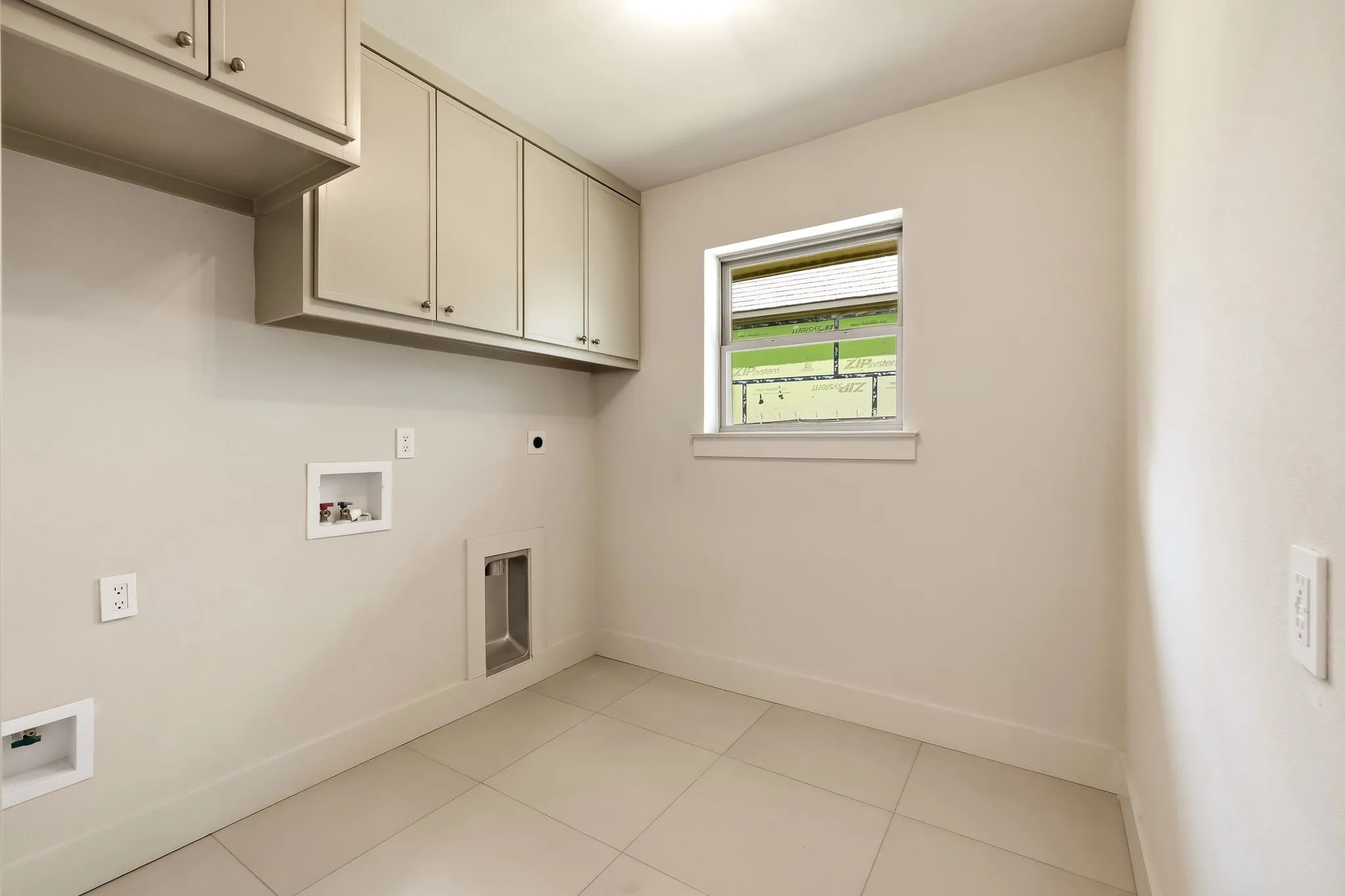 Single Family Residence For Sale in Dallas County , 10747 Bushire Drive, Dallas, Texas 75229, 4 Bedroom, 4 Bathroom, 2 Garage spaces, 3,208 Sqft, built in 1969, mls#21337668, Real Estate Agent in Dallas, Homes For Sale in Dallas county, Homes For Sale in Dallas, Realtor in Dallas Texas, Real Estate Brokerage Independent Realty Texas, Luminita Cordes Realtor