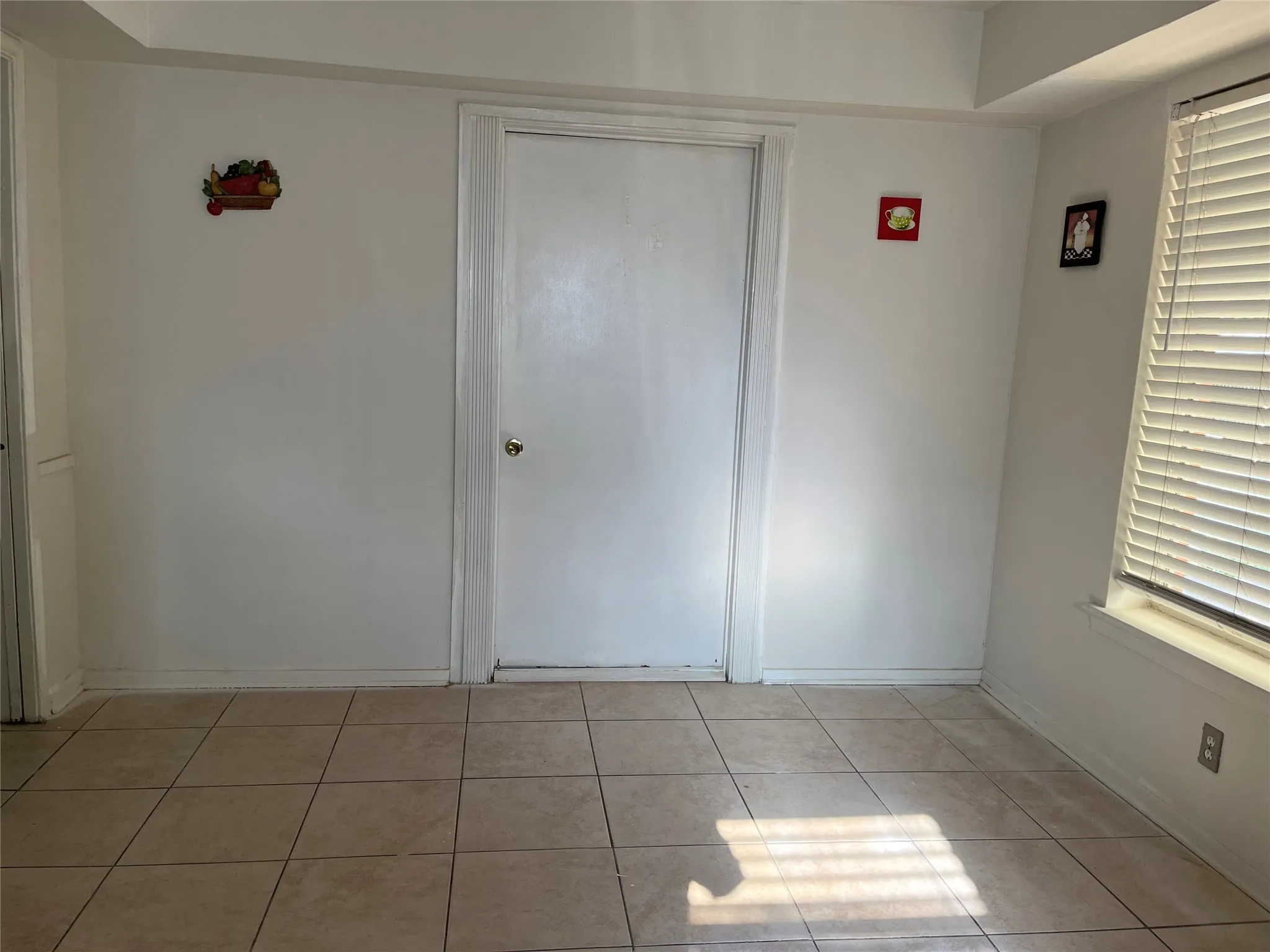 Single Family Residence For Sale in Dallas County , 428 La Salle Drive, Richardson, Texas 75081, 3 Bedroom, 2 Bathroom, Garage spaces, 1,546 Sqft, built in 1956, mls#21341489, Real Estate Agent in Richardson, Homes For Sale in Dallas county, Homes For Sale in Richardson, Realtor in Richardson Texas, Real Estate Brokerage Independent Realty Texas, Luminita Cordes Realtor