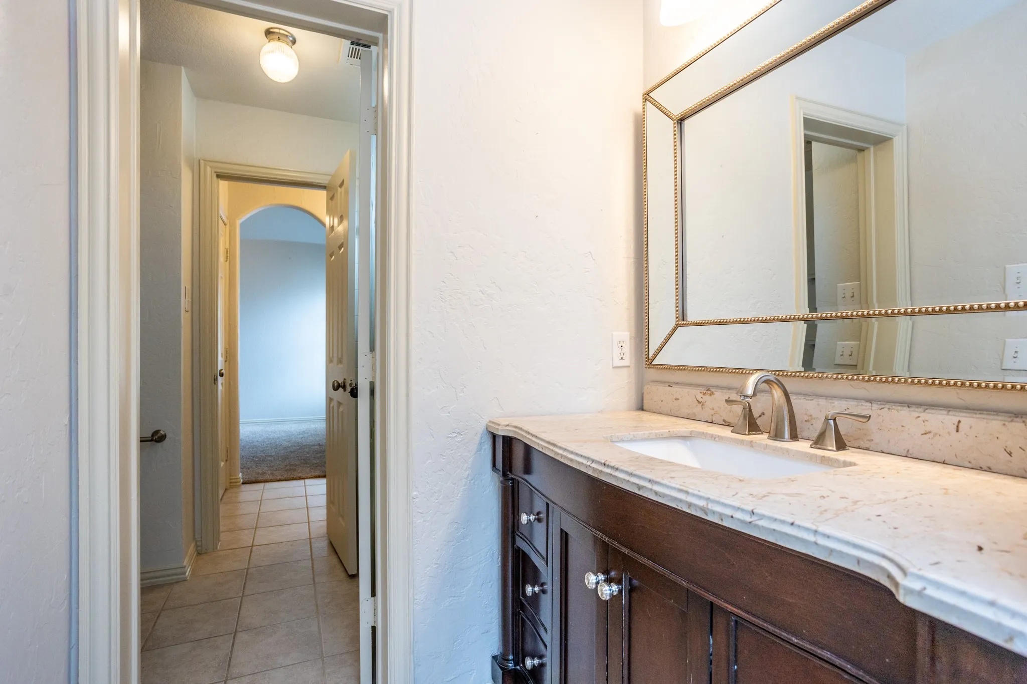 Single Family Residence For Sale in Collin County , 3300 Nottingham Drive, Mc Kinney, Texas 75072, 4 Bedroom, 4 Bathroom, 3 Garage spaces, 4,127 Sqft, built in 2005, mls#21341484, Real Estate Agent in Mc Kinney, Homes For Sale in Collin county, Homes For Sale in Mc Kinney, Realtor in Mc Kinney Texas, Real Estate Brokerage Independent Realty Texas, Luminita Cordes Realtor
