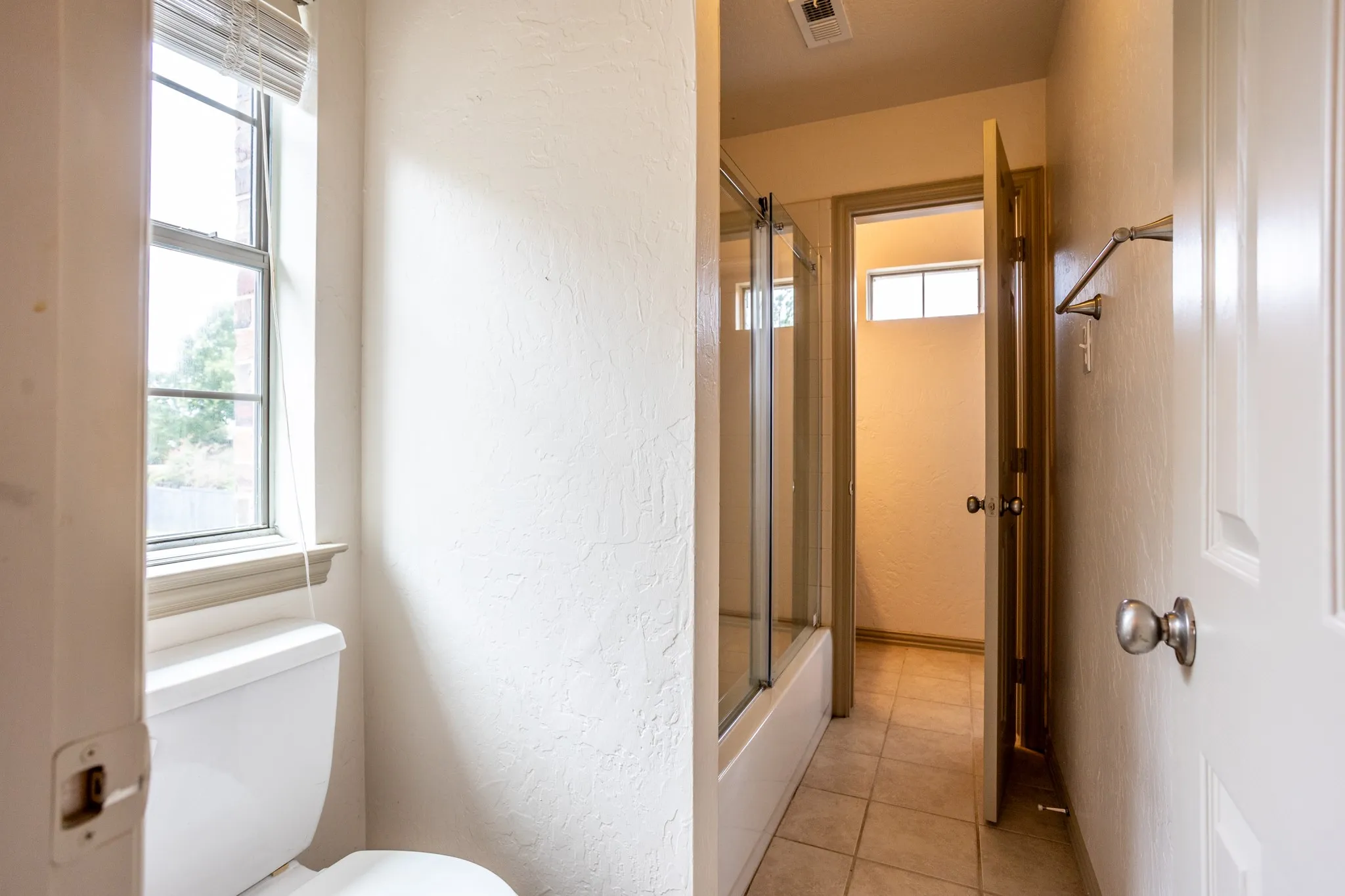 Single Family Residence For Sale in Collin County , 3300 Nottingham Drive, Mc Kinney, Texas 75072, 4 Bedroom, 4 Bathroom, 3 Garage spaces, 4,127 Sqft, built in 2005, mls#21341484, Real Estate Agent in Mc Kinney, Homes For Sale in Collin county, Homes For Sale in Mc Kinney, Realtor in Mc Kinney Texas, Real Estate Brokerage Independent Realty Texas, Luminita Cordes Realtor
