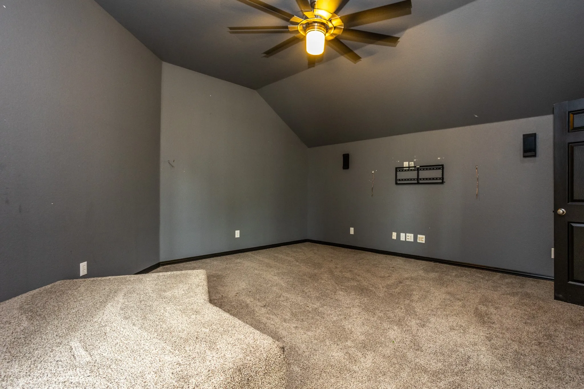 Single Family Residence For Sale in Collin County , 3300 Nottingham Drive, Mc Kinney, Texas 75072, 4 Bedroom, 4 Bathroom, 3 Garage spaces, 4,127 Sqft, built in 2005, mls#21341484, Real Estate Agent in Mc Kinney, Homes For Sale in Collin county, Homes For Sale in Mc Kinney, Realtor in Mc Kinney Texas, Real Estate Brokerage Independent Realty Texas, Luminita Cordes Realtor