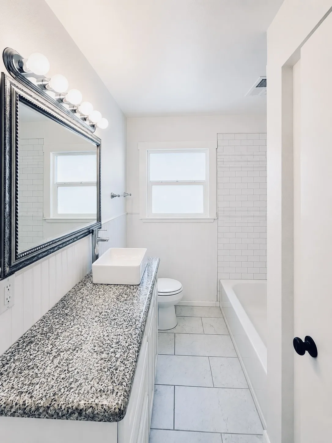 Single Family Residence For Sale in Tarrant County , 5517 Santa Barbara Avenue, Fort Worth, Texas 76114, 3 Bedroom, 2 Bathroom, Garage spaces, 1,586 Sqft, built in 1956, mls#21341269, Real Estate Agent in Fort Worth, Homes For Sale in Tarrant county, Homes For Sale in Fort Worth, Realtor in Fort Worth Texas, Real Estate Brokerage Independent Realty Texas, Luminita Cordes Realtor