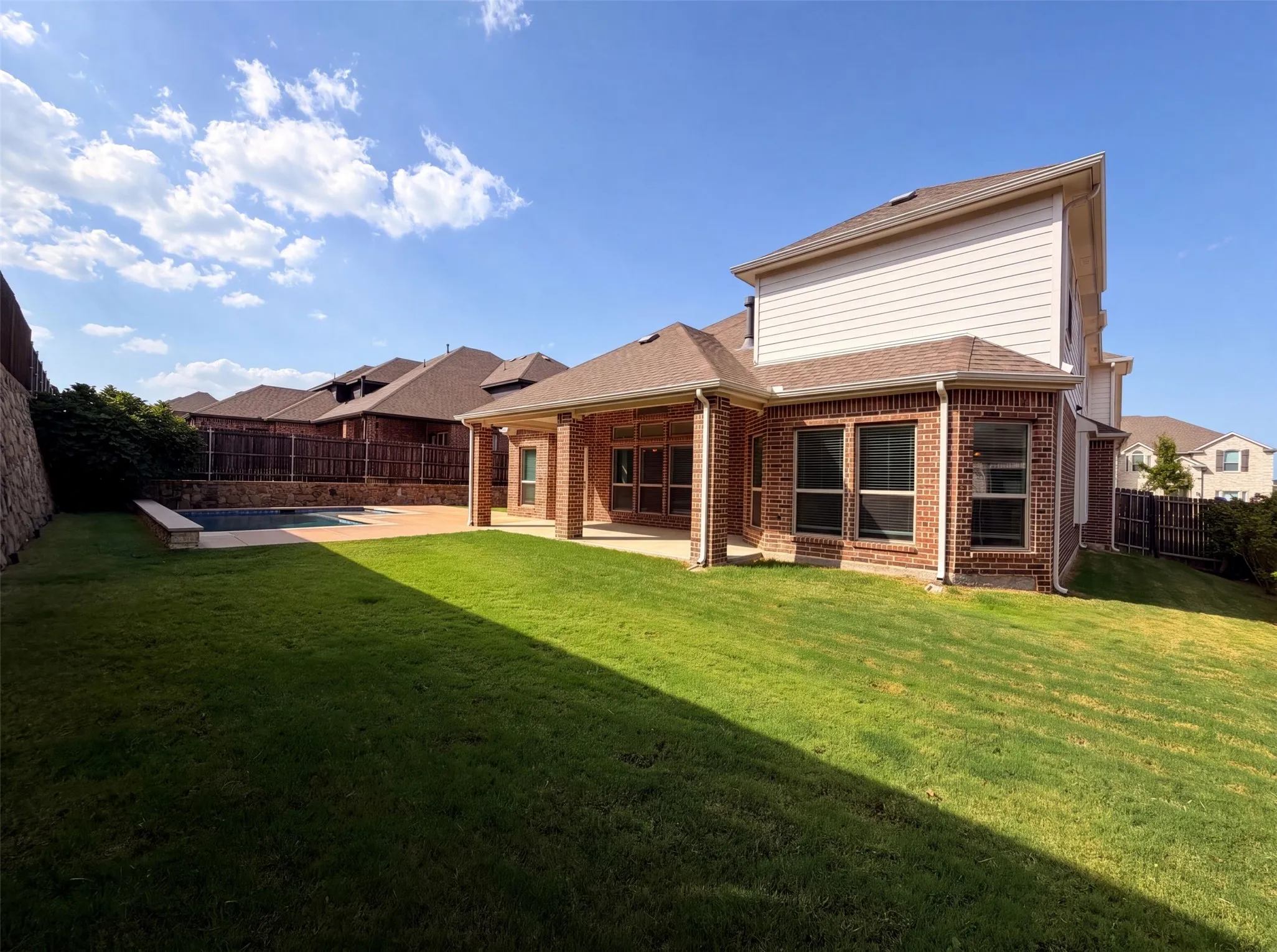 Single Family Residence For Sale in Dallas County , 4305 Curlew Lane, Garland, Texas 75043, 4 Bedroom, 4 Bathroom, 3 Garage spaces, 3,421 Sqft, built in 2020, mls#21341504, Real Estate Agent in Garland, Homes For Sale in Dallas county, Homes For Sale in Garland, Realtor in Garland Texas, Real Estate Brokerage Independent Realty Texas, Luminita Cordes Realtor