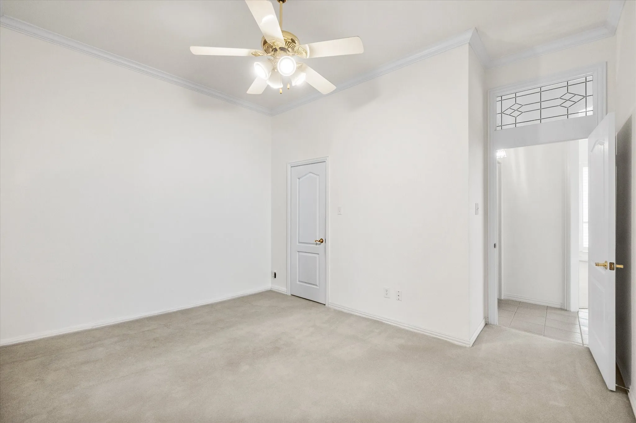 Single Family Residence For Sale in Tarrant County , 1013 Brook Arbor Drive, Mansfield, Texas 76063, 4 Bedroom, 3 Bathroom, 2 Garage spaces, 2,984 Sqft, built in 1999, mls#21341311, Real Estate Agent in Mansfield, Homes For Sale in Tarrant county, Homes For Sale in Mansfield, Realtor in Mansfield Texas, Real Estate Brokerage Independent Realty Texas, Luminita Cordes Realtor