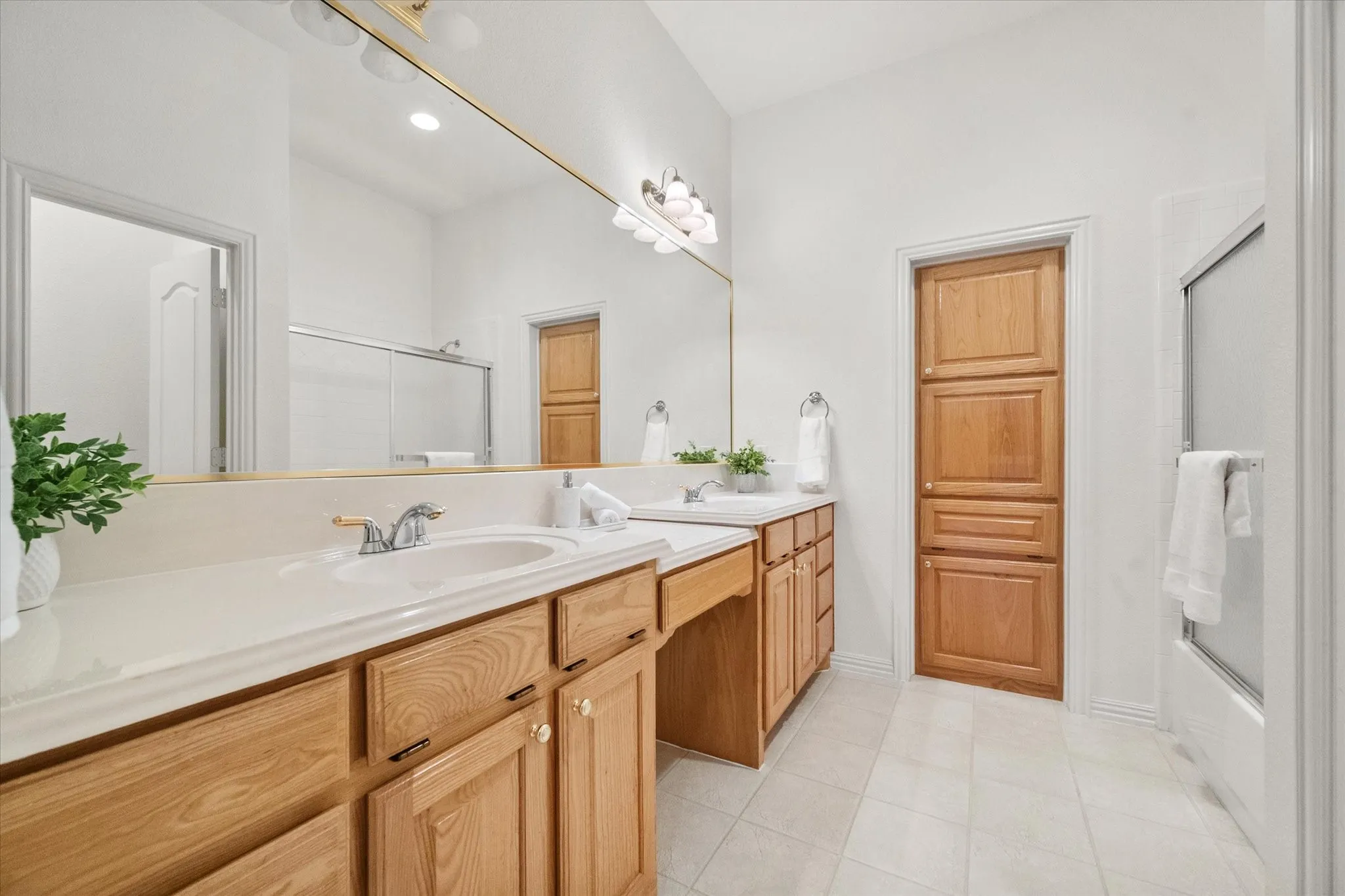 Secondary bathroom with dual sinks