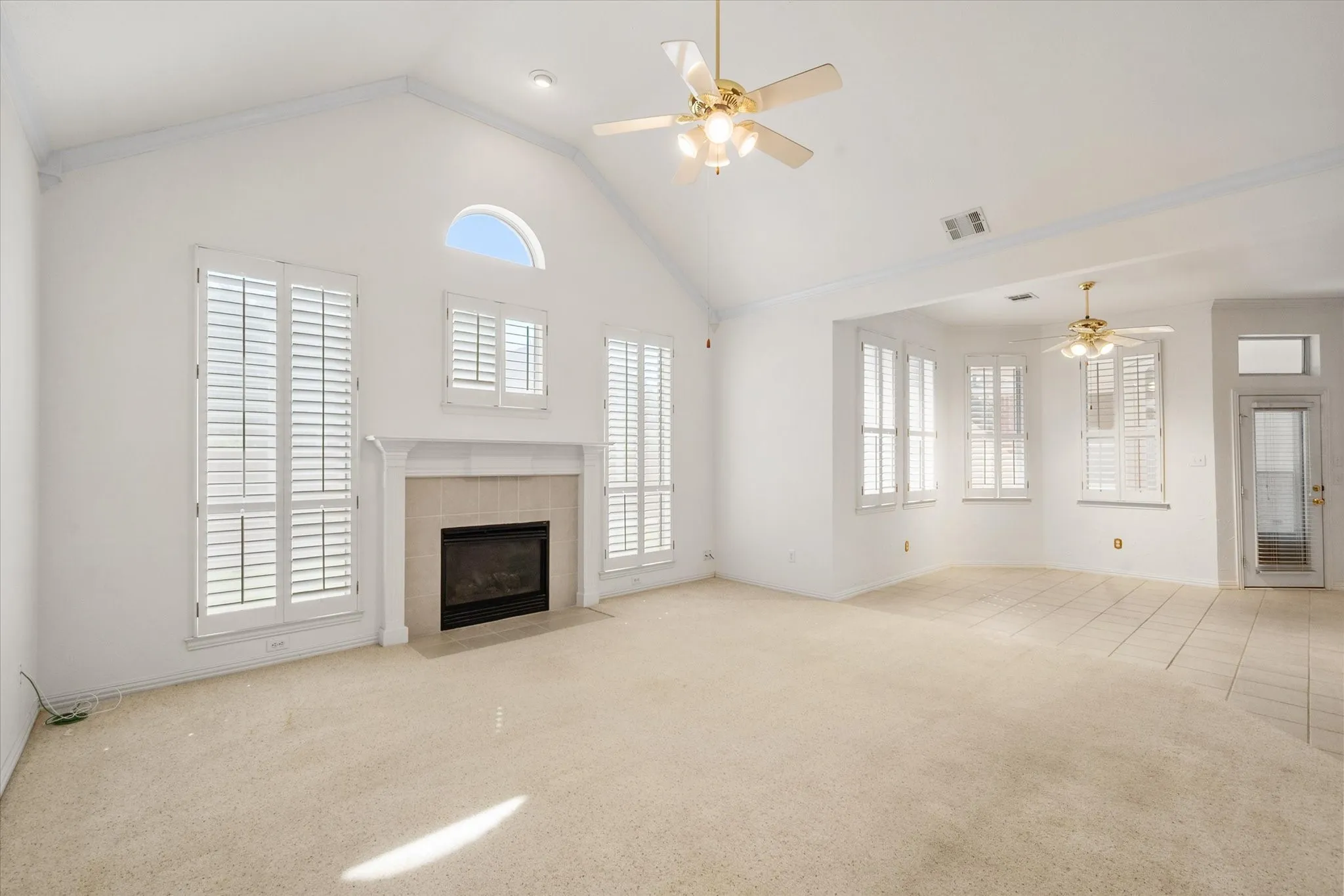 Single Family Residence For Sale in Tarrant County , 1013 Brook Arbor Drive, Mansfield, Texas 76063, 4 Bedroom, 3 Bathroom, 2 Garage spaces, 2,984 Sqft, built in 1999, mls#21341311, Real Estate Agent in Mansfield, Homes For Sale in Tarrant county, Homes For Sale in Mansfield, Realtor in Mansfield Texas, Real Estate Brokerage Independent Realty Texas, Luminita Cordes Realtor