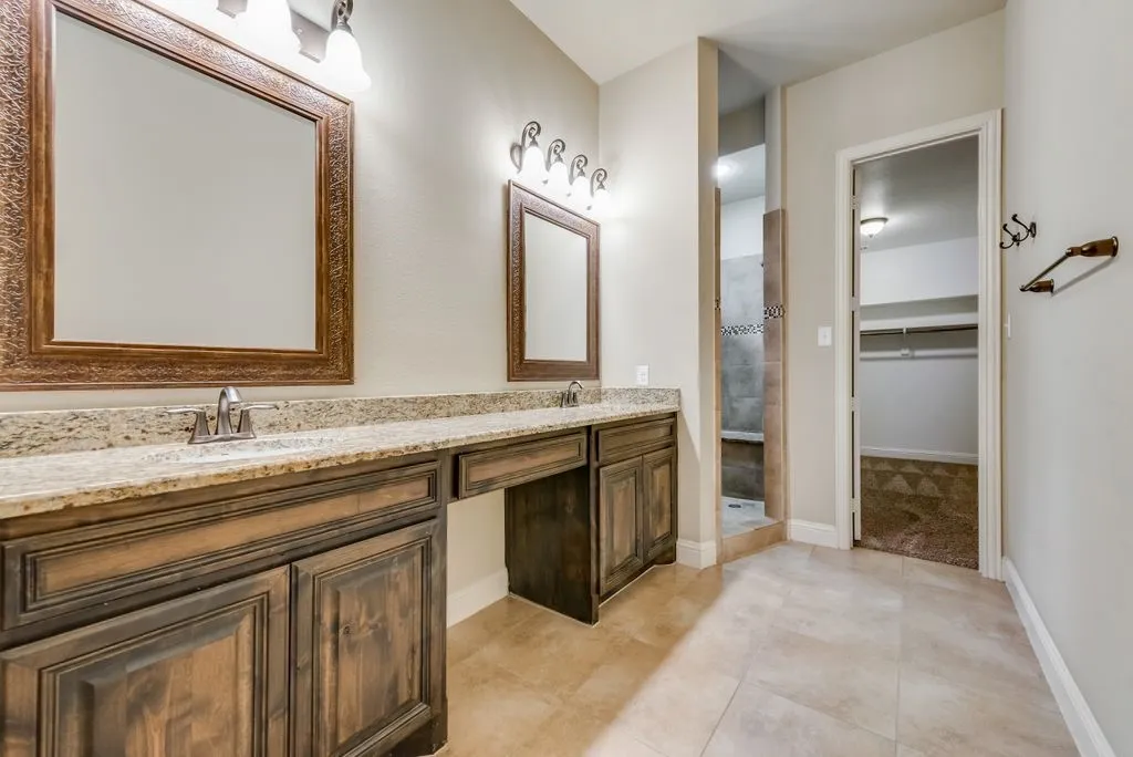 Single Family Residence For Rent in Tarrant County , 8408 La Fontaine Drive, North Richland Hills, Texas 76182, 4 Bedroom, 3 Bathroom, 2 Garage spaces, 2,813 Sqft, built in 2012, mls#21331315, Real Estate Agent in North Richland Hills, Homes For Rent in Tarrant county, Homes For Rent in North Richland Hills, Realtor in North Richland Hills Texas, Real Estate Brokerage Independent Realty Texas, Luminita Cordes Realtor