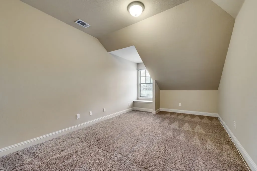 Single Family Residence For Rent in Tarrant County , 8408 La Fontaine Drive, North Richland Hills, Texas 76182, 4 Bedroom, 3 Bathroom, 2 Garage spaces, 2,813 Sqft, built in 2012, mls#21331315, Real Estate Agent in North Richland Hills, Homes For Rent in Tarrant county, Homes For Rent in North Richland Hills, Realtor in North Richland Hills Texas, Real Estate Brokerage Independent Realty Texas, Luminita Cordes Realtor