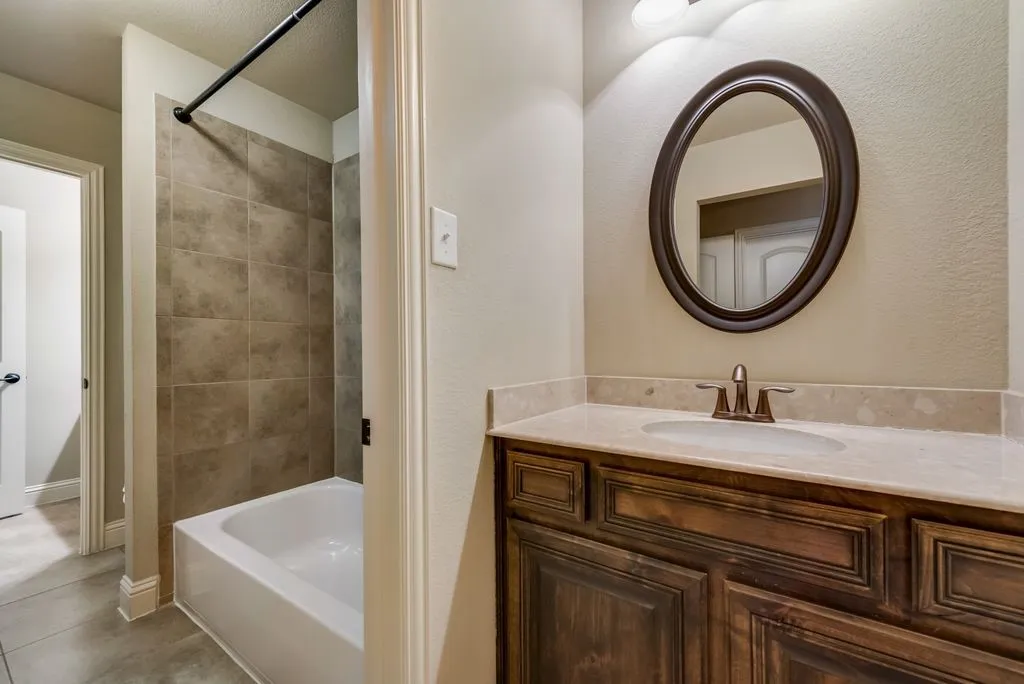 Single Family Residence For Rent in Tarrant County , 8408 La Fontaine Drive, North Richland Hills, Texas 76182, 4 Bedroom, 3 Bathroom, 2 Garage spaces, 2,813 Sqft, built in 2012, mls#21331315, Real Estate Agent in North Richland Hills, Homes For Rent in Tarrant county, Homes For Rent in North Richland Hills, Realtor in North Richland Hills Texas, Real Estate Brokerage Independent Realty Texas, Luminita Cordes Realtor