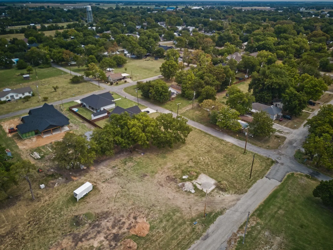 Unimproved Land For Sale in Fannin County , 402 W Hunt Street, Leonard, Texas 75452, 0, 0, Garage spaces, 0 Sqft, built in 0, Price $52,500, mls#21340551, Real Estate Agent in Leonard, Homes For Sale in Fannin county, Homes For Sale in Leonard, Realtor in Leonard Texas, Real Estate Brokerage Independent Realty Texas, Luminita Cordes Realtor