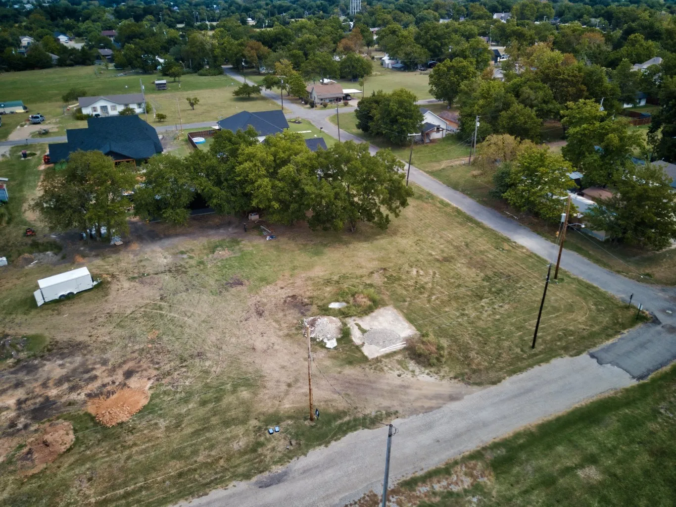 Unimproved Land For Sale in Fannin County , 402 W Hunt Street, Leonard, Texas 75452, 0, 0, Garage spaces, 0 Sqft, built in 0, Price $52,500, mls#21340551, Real Estate Agent in Leonard, Homes For Sale in Fannin county, Homes For Sale in Leonard, Realtor in Leonard Texas, Real Estate Brokerage Independent Realty Texas, Luminita Cordes Realtor