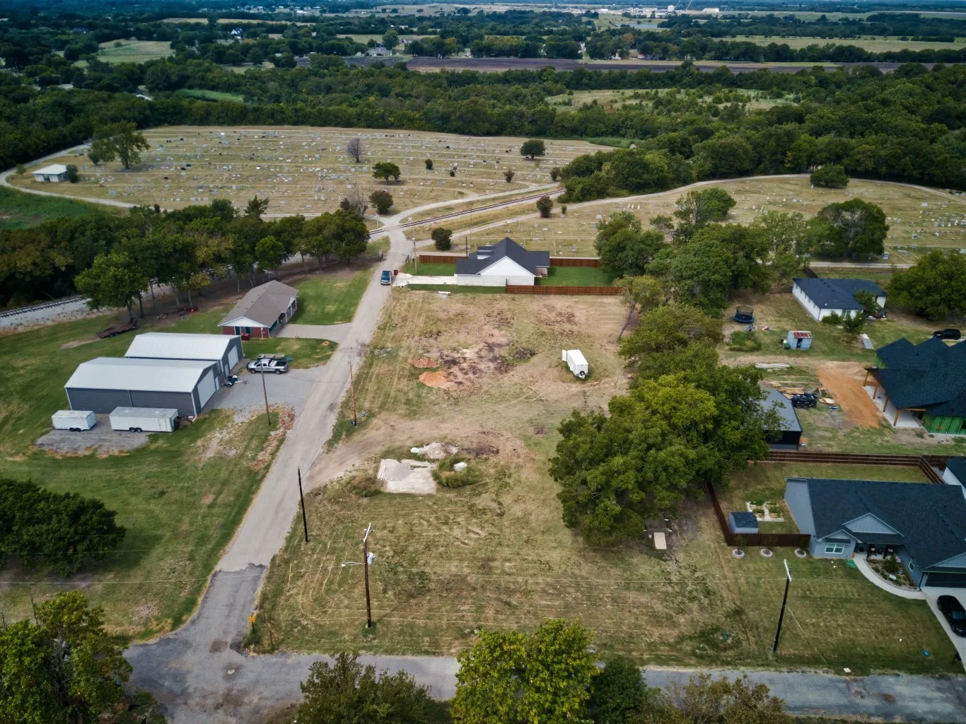 Unimproved Land For Sale in Fannin County , 402 W Hunt Street, Leonard, Texas 75452, 0, 0, Garage spaces, 0 Sqft, built in 0, Price $52,500, mls#21340551, Real Estate Agent in Leonard, Homes For Sale in Fannin county, Homes For Sale in Leonard, Realtor in Leonard Texas, Real Estate Brokerage Independent Realty Texas, Luminita Cordes Realtor