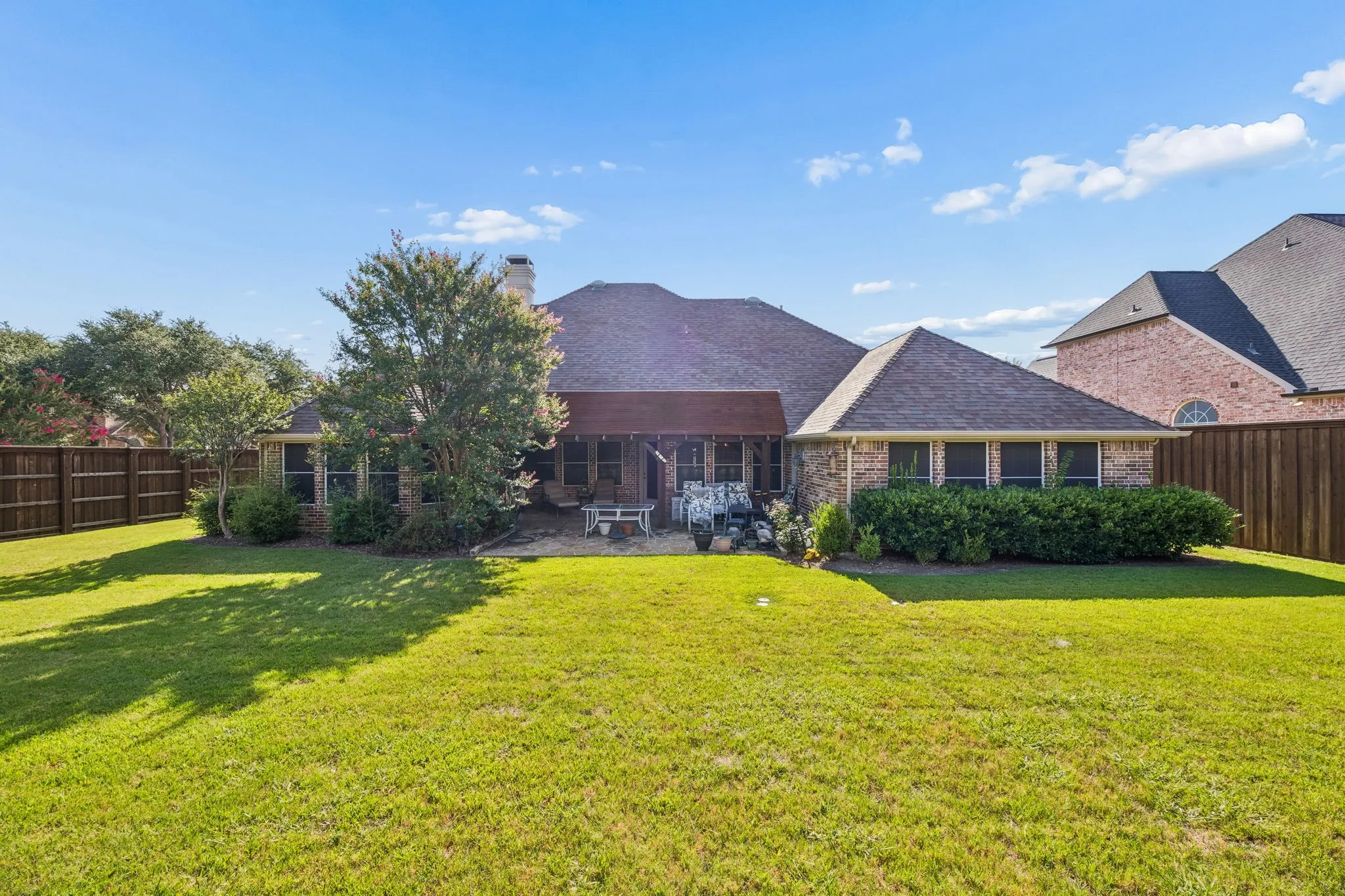 Single Family Residence For Sale in Collin County , 3121 Ashwood Court, Richardson, Texas 75082, 4 Bedroom, 3 Bathroom, 3 Garage spaces, 3,107 Sqft, built in 2001, mls#21341453, Real Estate Agent in Richardson, Homes For Sale in Collin county, Homes For Sale in Richardson, Realtor in Richardson Texas, Real Estate Brokerage Independent Realty Texas, Luminita Cordes Realtor