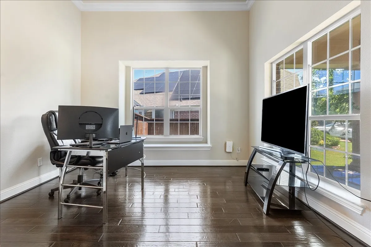 Single Family Residence For Sale in Denton County , 701 Auburn Court, Savannah, Texas 76227, 3 Bedroom, 3 Bathroom, 2 Garage spaces, 2,968 Sqft, built in 2017, mls#21339625, Real Estate Agent in Savannah, Homes For Sale in Denton county, Homes For Sale in Savannah, Realtor in Savannah Texas, Real Estate Brokerage Independent Realty Texas, Luminita Cordes Realtor