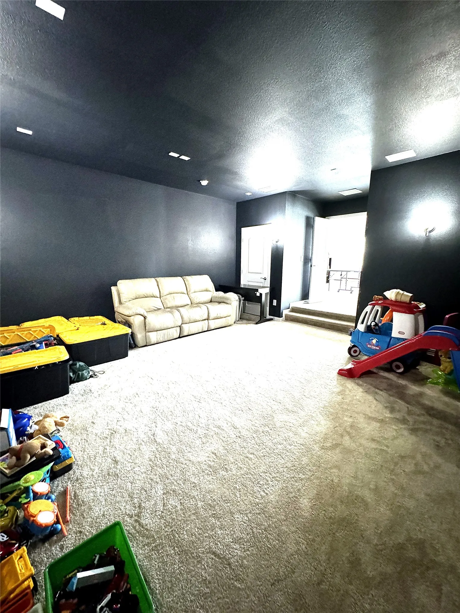 Single Family Residence For Rent in Collin County , 2509 Temple Drive, Mc Kinney, Texas 75071, 4 Bedroom, 4 Bathroom, 2 Garage spaces, 3,645 Sqft, built in 2020, mls#21341519, Real Estate Agent in Mc Kinney, Homes For Rent in Collin county, Homes For Rent in Mc Kinney, Realtor in Mc Kinney Texas, Real Estate Brokerage Independent Realty Texas, Luminita Cordes Realtor