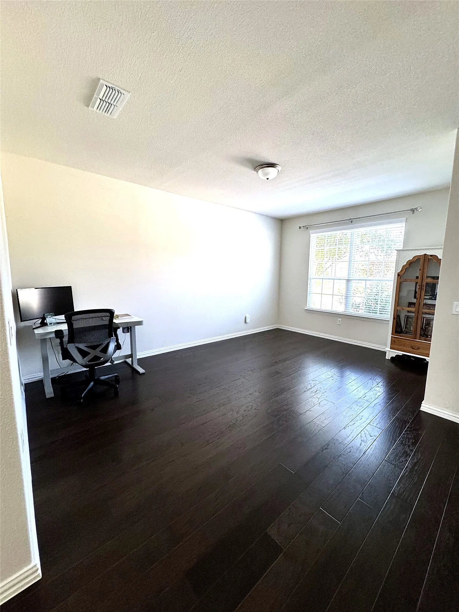 Single Family Residence For Rent in Collin County , 2509 Temple Drive, Mc Kinney, Texas 75071, 4 Bedroom, 4 Bathroom, 2 Garage spaces, 3,645 Sqft, built in 2020, mls#21341519, Real Estate Agent in Mc Kinney, Homes For Rent in Collin county, Homes For Rent in Mc Kinney, Realtor in Mc Kinney Texas, Real Estate Brokerage Independent Realty Texas, Luminita Cordes Realtor