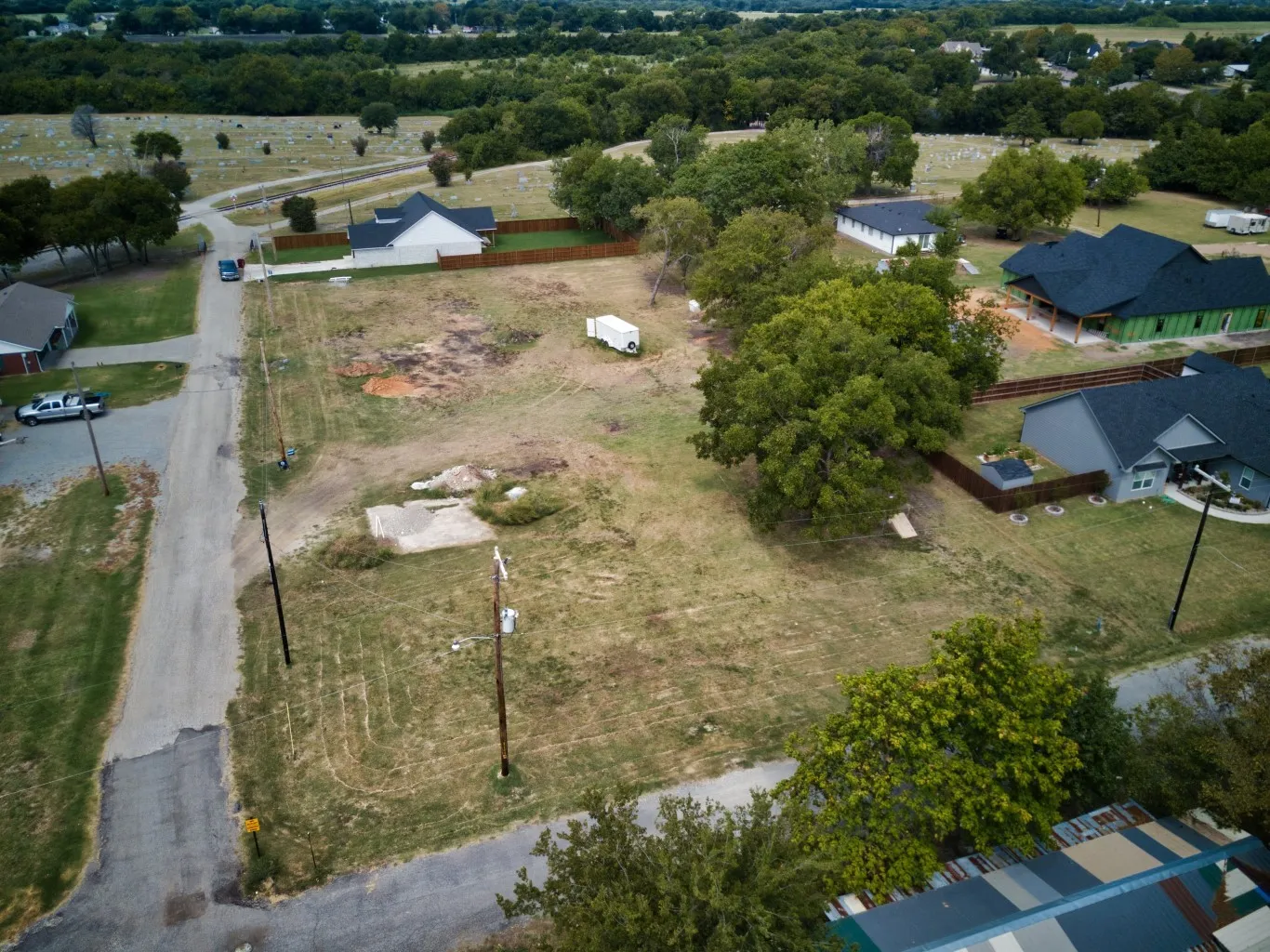 Unimproved Land For Sale in Fannin County , 400 W Hunt Street, Leonard, Texas 75452, 0, 0, Garage spaces, 0 Sqft, built in 0, Price $52,500, mls#21340539, Real Estate Agent in Leonard, Homes For Sale in Fannin county, Homes For Sale in Leonard, Realtor in Leonard Texas, Real Estate Brokerage Independent Realty Texas, Luminita Cordes Realtor