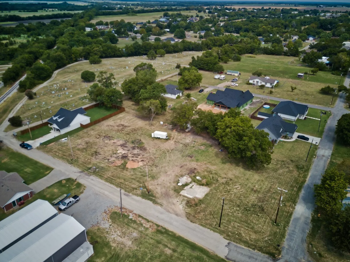 Unimproved Land For Sale in Fannin County , 400 W Hunt Street, Leonard, Texas 75452, 0, 0, Garage spaces, 0 Sqft, built in 0, Price $52,500, mls#21340539, Real Estate Agent in Leonard, Homes For Sale in Fannin county, Homes For Sale in Leonard, Realtor in Leonard Texas, Real Estate Brokerage Independent Realty Texas, Luminita Cordes Realtor