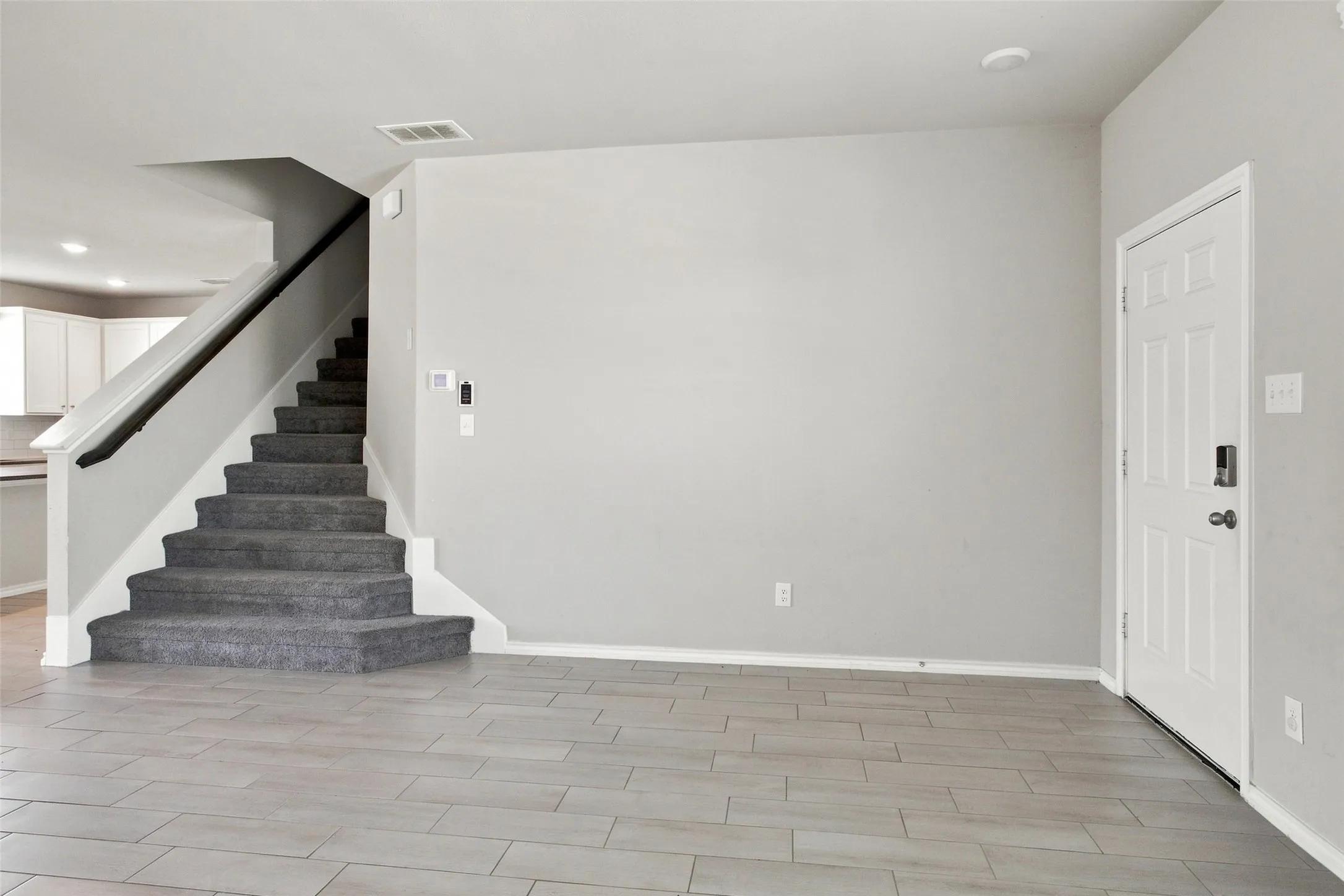 Single Family Residence For Rent in Grayson County , 944 Ravenwood Lane, Van Alstyne, Texas 75495, 3 Bedroom, 3 Bathroom, 2 Garage spaces, 2,223 Sqft, built in 2023, mls#21341464, Real Estate Agent in Van Alstyne, Homes For Rent in Grayson county, Homes For Rent in Van Alstyne, Realtor in Van Alstyne Texas, Real Estate Brokerage Independent Realty Texas, Luminita Cordes Realtor