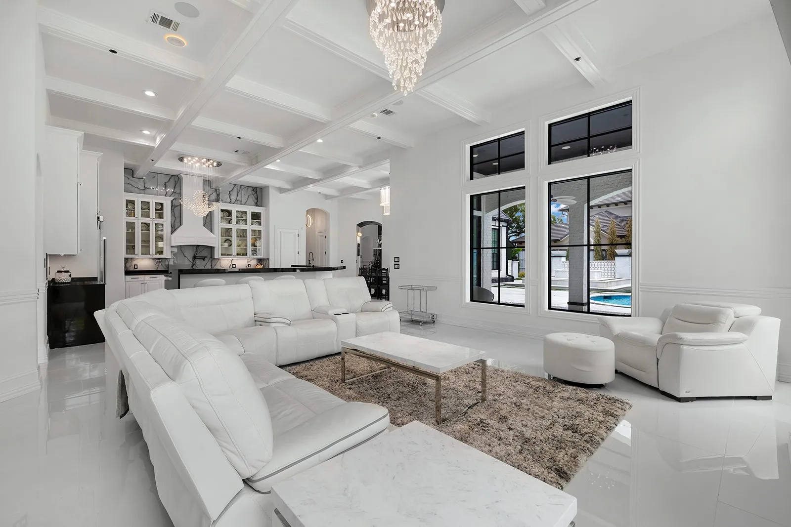 Single Family Residence For Sale in Tarrant County , 361 S White Chapel Boulevard, Southlake, Texas 76092, 5 Bedroom, 7 Bathroom, 4 Garage spaces, 6,796 Sqft, built in 2006, mls#21300634, Real Estate Agent in Southlake, Homes For Sale in Tarrant county, Homes For Sale in Southlake, Realtor in Southlake Texas, Real Estate Brokerage Independent Realty Texas, Luminita Cordes Realtor