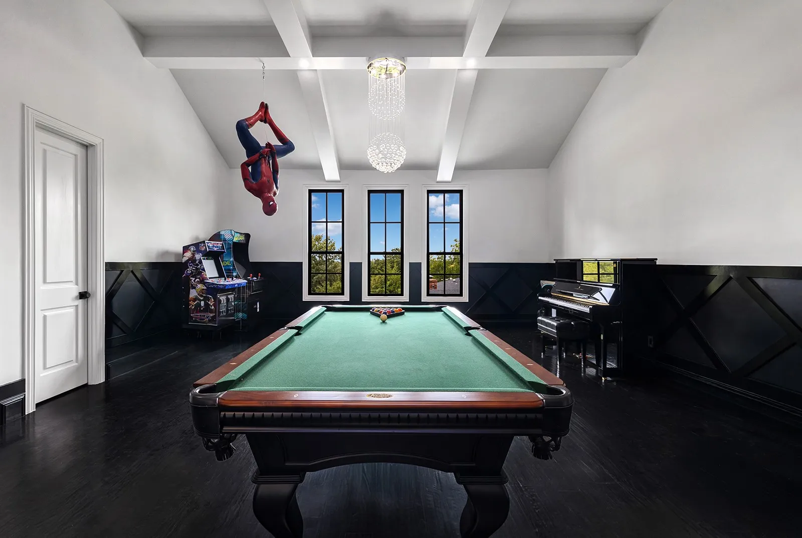 Single Family Residence For Sale in Tarrant County , 361 S White Chapel Boulevard, Southlake, Texas 76092, 5 Bedroom, 7 Bathroom, 4 Garage spaces, 6,796 Sqft, built in 2006, mls#21300634, Real Estate Agent in Southlake, Homes For Sale in Tarrant county, Homes For Sale in Southlake, Realtor in Southlake Texas, Real Estate Brokerage Independent Realty Texas, Luminita Cordes Realtor