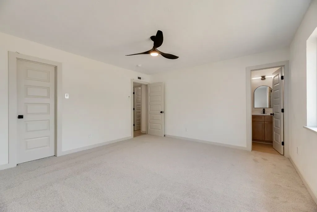 Single Family Residence For Sale in Denton County , 5229 Nash Drive, The Colony, Texas 75056, 3 Bedroom, 2 Bathroom, 2 Garage spaces, 1,335 Sqft, built in 1974, mls#21341528, Real Estate Agent in The Colony, Homes For Sale in Denton county, Homes For Sale in The Colony, Realtor in The Colony Texas, Real Estate Brokerage Independent Realty Texas, Luminita Cordes Realtor