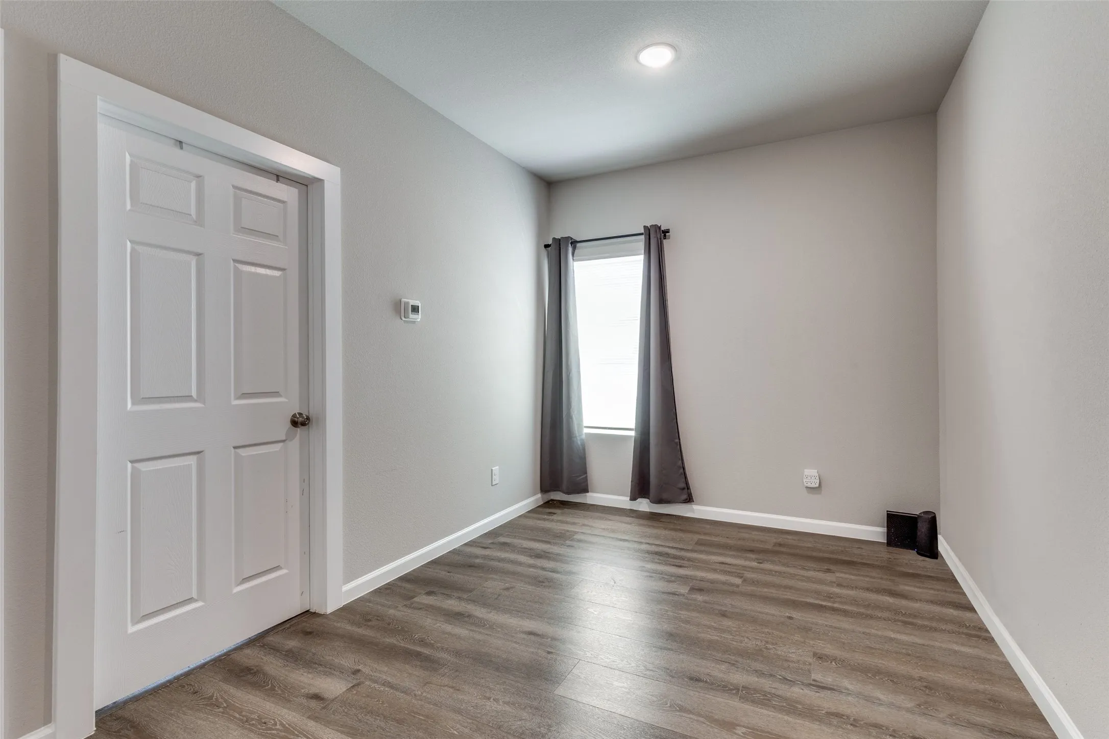Duplex For Sale in Tarrant County , 1425 Evans Avenue, Fort Worth, Texas 76104, 4 Bedroom, 6 Bathroom, Garage spaces, 0 Sqft, built in 2022, mls#21341525, Real Estate Agent in Fort Worth, Homes For Sale in Tarrant county, Homes For Sale in Fort Worth, Realtor in Fort Worth Texas, Real Estate Brokerage Independent Realty Texas, Luminita Cordes Realtor