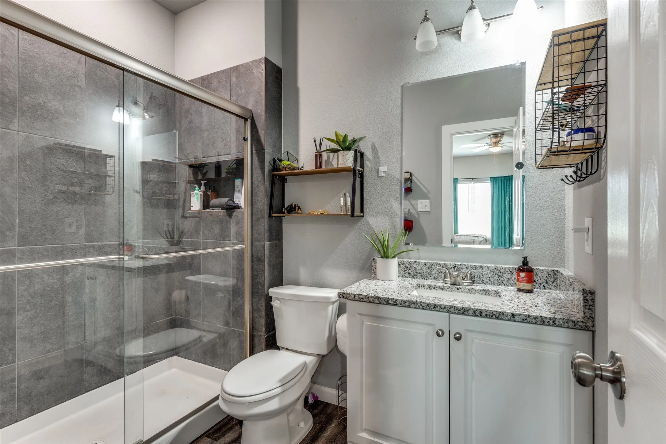 Duplex For Sale in Tarrant County , 1425 Evans Avenue, Fort Worth, Texas 76104, 4 Bedroom, 6 Bathroom, Garage spaces, 0 Sqft, built in 2022, mls#21341525, Real Estate Agent in Fort Worth, Homes For Sale in Tarrant county, Homes For Sale in Fort Worth, Realtor in Fort Worth Texas, Real Estate Brokerage Independent Realty Texas, Luminita Cordes Realtor