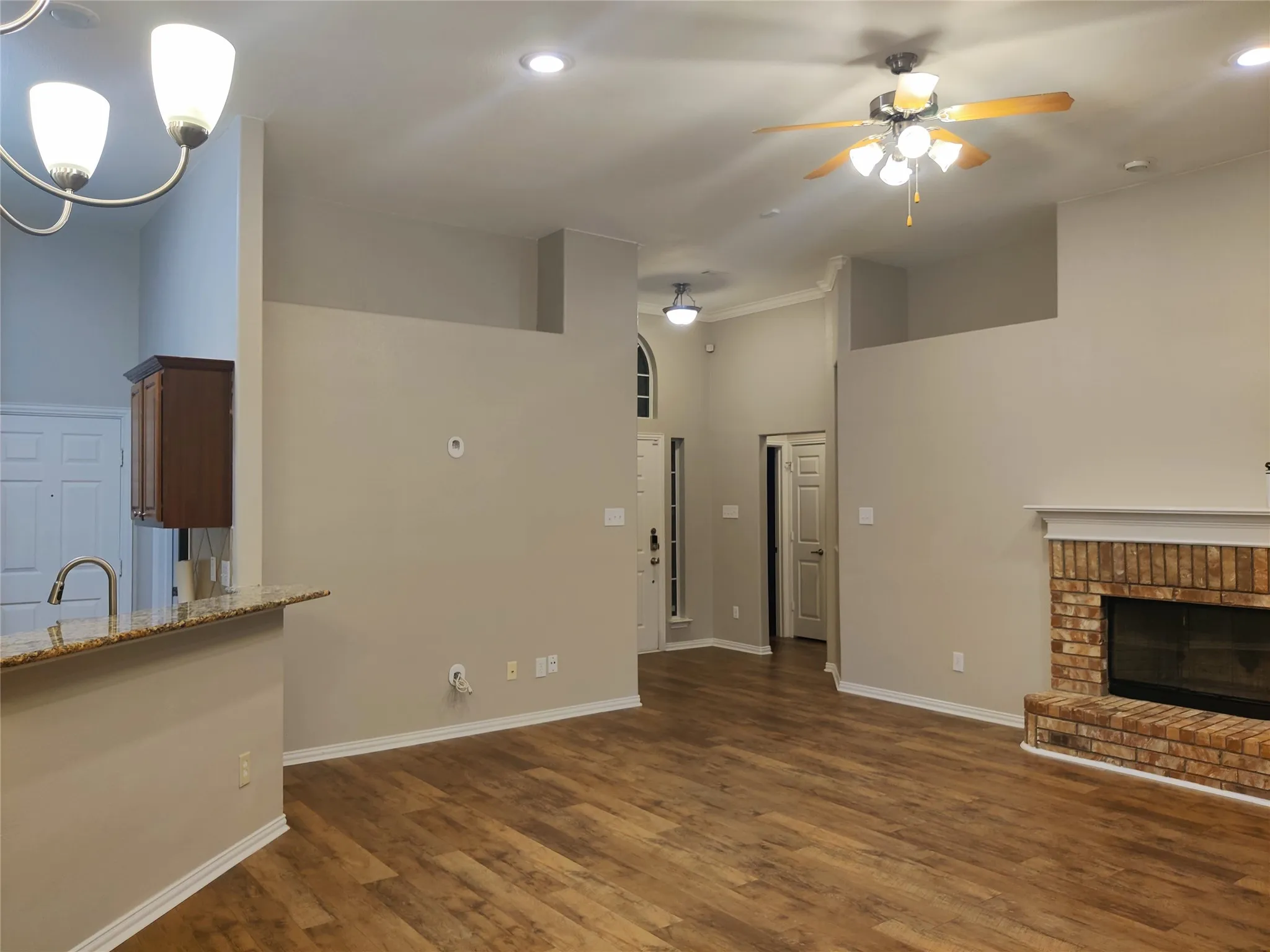 Single Family Residence For Rent in Tarrant County , 204 Bayfield Drive, Mansfield, Texas 76063, 3 Bedroom, 2 Bathroom, 2 Garage spaces, 1,650 Sqft, built in 2006, mls#21341533, Real Estate Agent in Mansfield, Homes For Rent in Tarrant county, Homes For Rent in Mansfield, Realtor in Mansfield Texas, Real Estate Brokerage Independent Realty Texas, Luminita Cordes Realtor