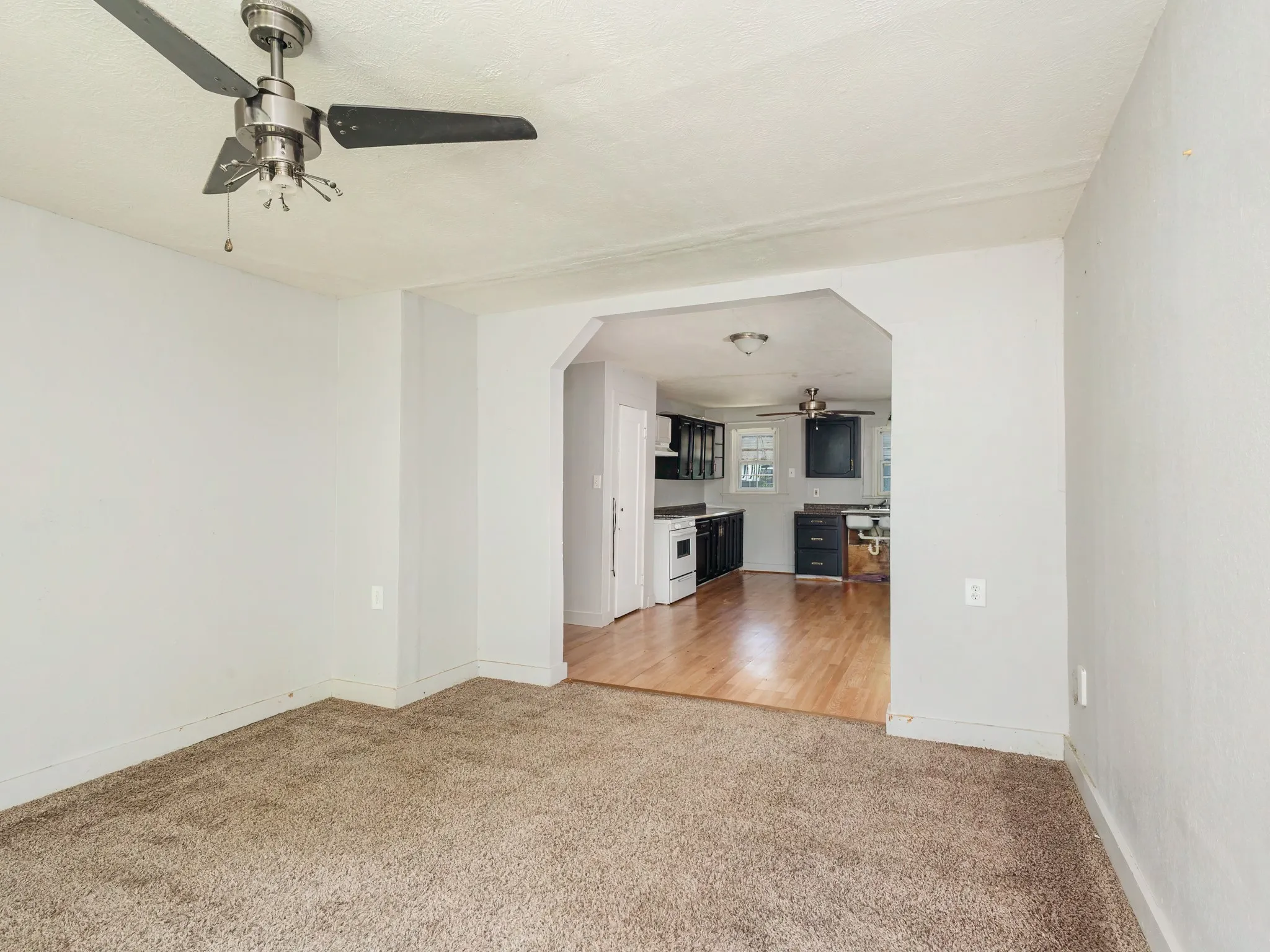 Single Family Residence For Sale in Brown County , 1805 7th Street, Brownwood, Texas 76801, 2 Bedroom, 1 Bathroom, Garage spaces, 951 Sqft, built in 0, mls#21340179, Real Estate Agent in Brownwood, Homes For Sale in Brown county, Homes For Sale in Brownwood, Realtor in Brownwood Texas, Real Estate Brokerage Independent Realty Texas, Luminita Cordes Realtor