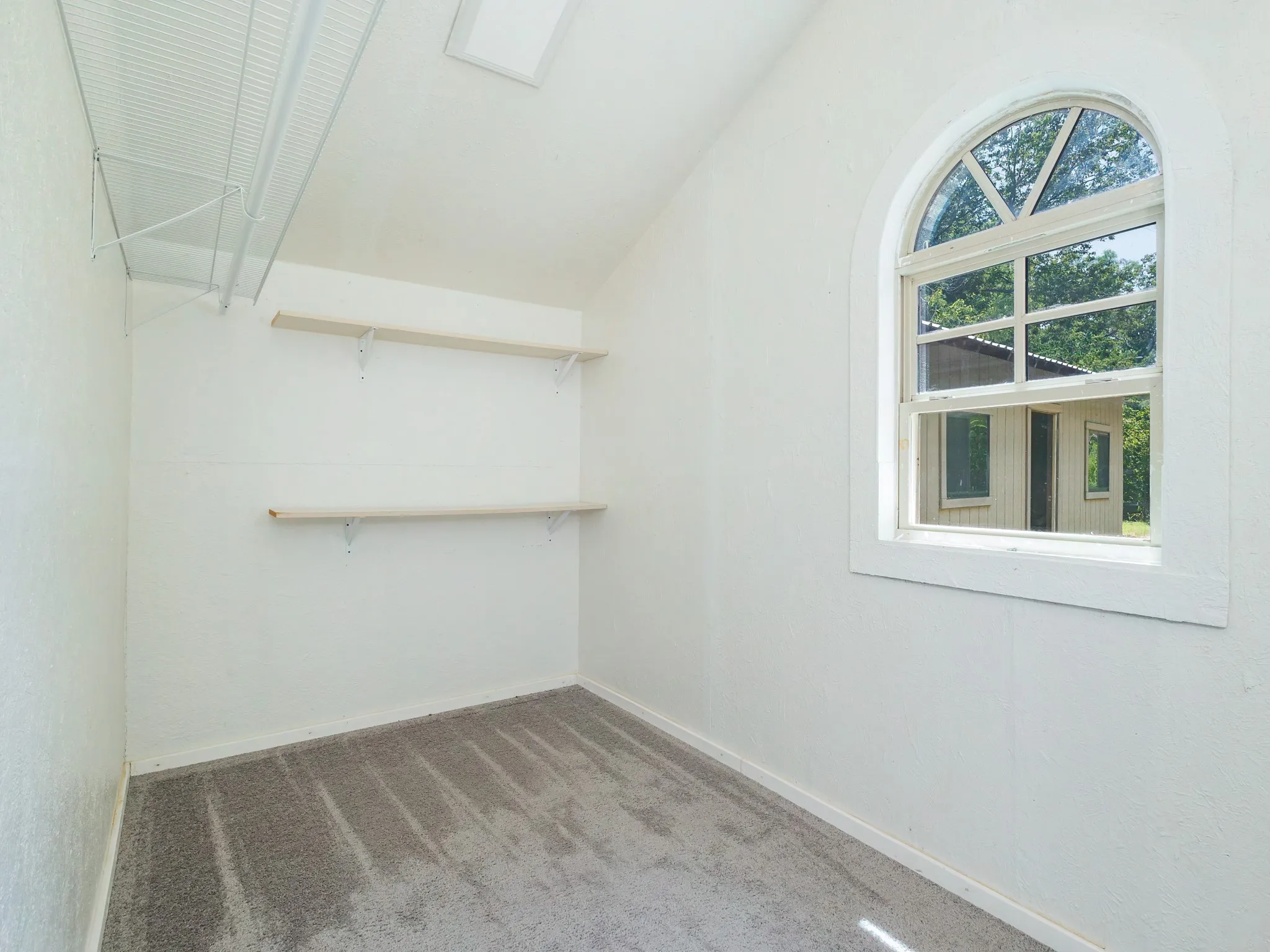 Single Family Residence For Sale in Brown County , 1805 7th Street, Brownwood, Texas 76801, 2 Bedroom, 1 Bathroom, Garage spaces, 951 Sqft, built in 0, mls#21340179, Real Estate Agent in Brownwood, Homes For Sale in Brown county, Homes For Sale in Brownwood, Realtor in Brownwood Texas, Real Estate Brokerage Independent Realty Texas, Luminita Cordes Realtor