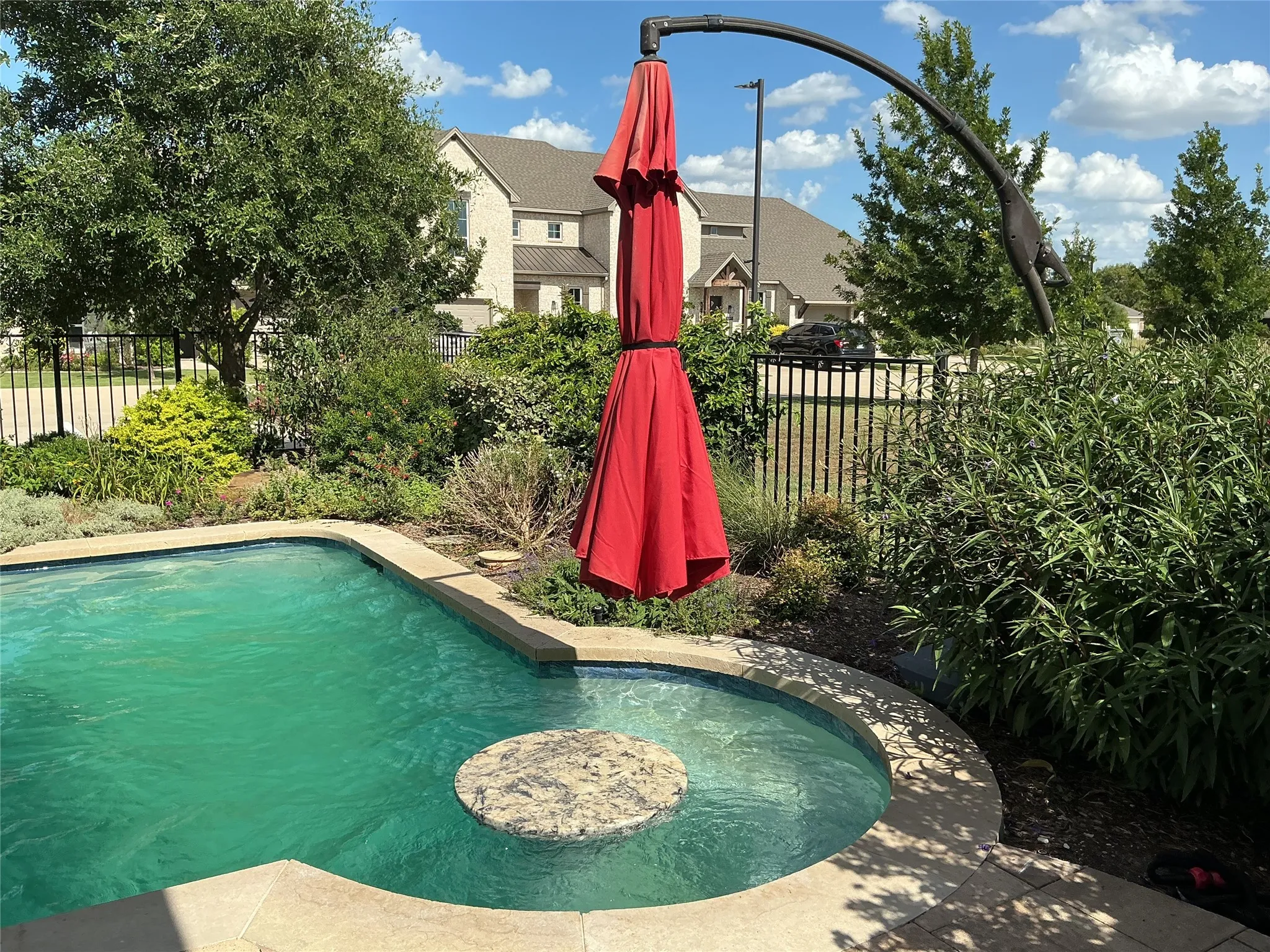 Townhouse For Rent in Ellis County , 8243 Heritage Glen Drive, Red Oak, Texas 75154, 3 Bedroom, 3 Bathroom, 1 Garage spaces, 1,940 Sqft, built in 2022, mls#21339156, Real Estate Agent in Red Oak, Homes For Rent in Ellis county, Homes For Rent in Red Oak, Realtor in Red Oak Texas, Real Estate Brokerage Independent Realty Texas, Luminita Cordes Realtor