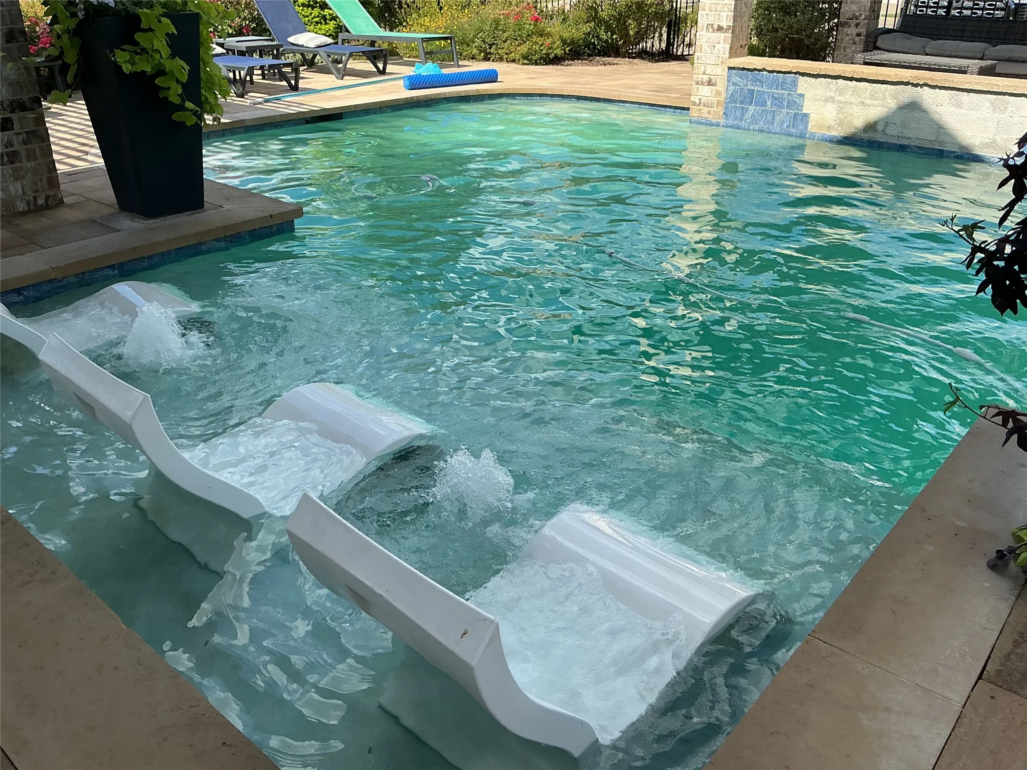 Townhouse For Rent in Ellis County , 8243 Heritage Glen Drive, Red Oak, Texas 75154, 3 Bedroom, 3 Bathroom, 1 Garage spaces, 1,940 Sqft, built in 2022, mls#21339156, Real Estate Agent in Red Oak, Homes For Rent in Ellis county, Homes For Rent in Red Oak, Realtor in Red Oak Texas, Real Estate Brokerage Independent Realty Texas, Luminita Cordes Realtor