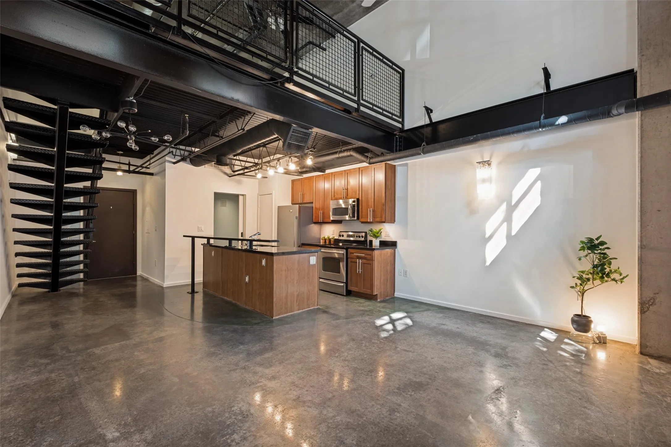 Condominium For Sale in Dallas County , 3110 Thomas Avenue 109, Dallas, Texas 75204, 1 Bedroom, 2 Bathroom, 1 Garage spaces, 914 Sqft, built in 1998, mls#21341532, Real Estate Agent in Dallas, Homes For Sale in Dallas county, Homes For Sale in Dallas, Realtor in Dallas Texas, Real Estate Brokerage Independent Realty Texas, Luminita Cordes Realtor