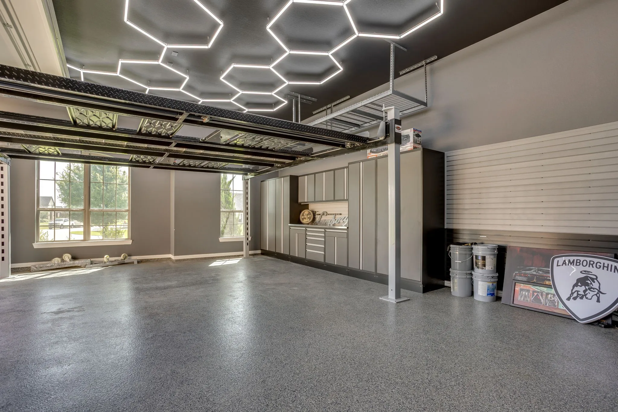 Single Family Residence For Sale in Ellis County , 651 Bandera Drive, Waxahachie, Texas 75167, 6 Bedroom, 4 Bathroom, 4 Garage spaces, 5,888 Sqft, built in 2020, mls#21336198, Real Estate Agent in Waxahachie, Homes For Sale in Ellis county, Homes For Sale in Waxahachie, Realtor in Waxahachie Texas, Real Estate Brokerage Independent Realty Texas, Luminita Cordes Realtor