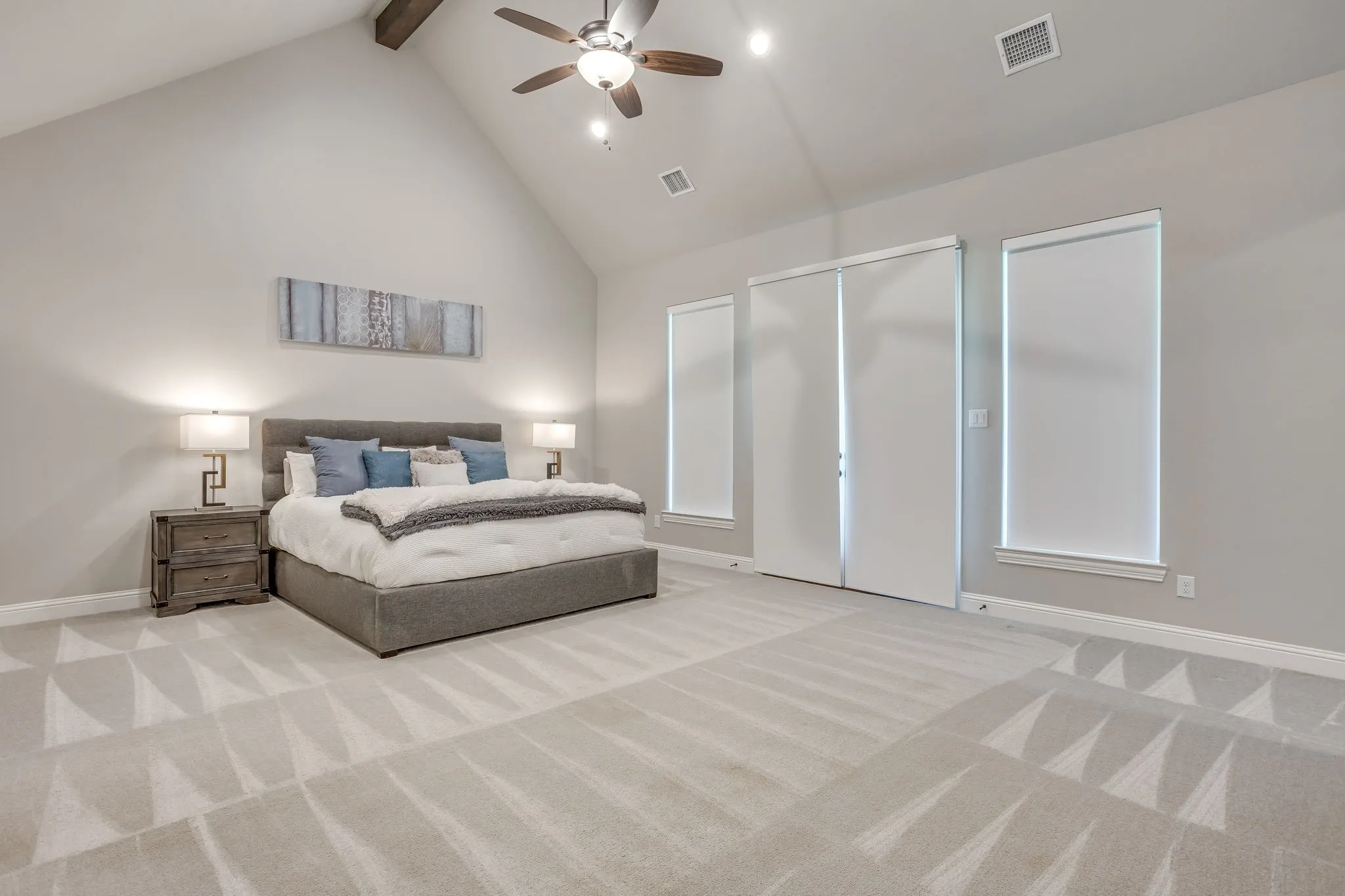 Single Family Residence For Sale in Ellis County , 651 Bandera Drive, Waxahachie, Texas 75167, 6 Bedroom, 4 Bathroom, 4 Garage spaces, 5,888 Sqft, built in 2020, mls#21336198, Real Estate Agent in Waxahachie, Homes For Sale in Ellis county, Homes For Sale in Waxahachie, Realtor in Waxahachie Texas, Real Estate Brokerage Independent Realty Texas, Luminita Cordes Realtor