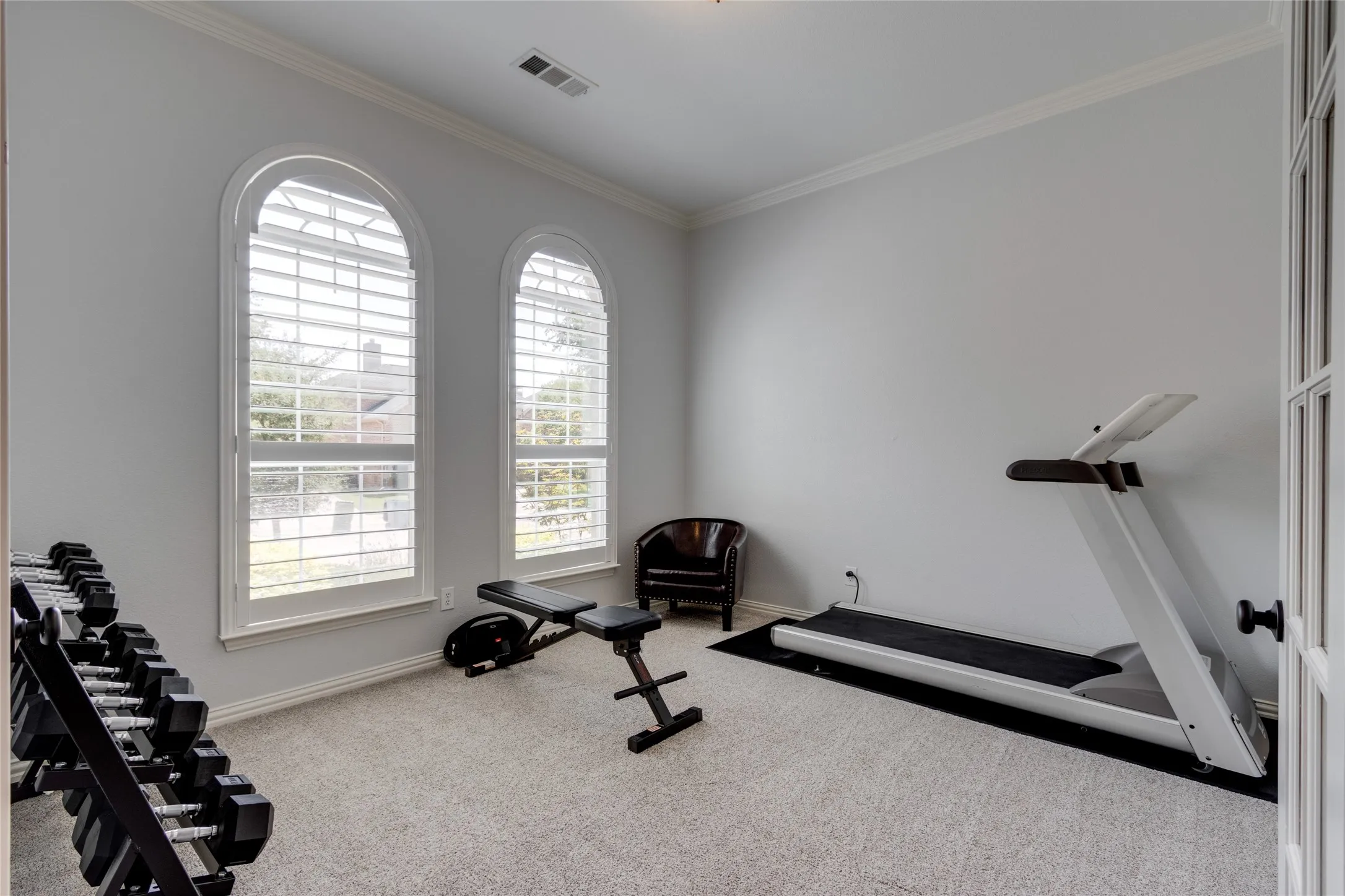 Single Family Residence For Sale in Denton County , 1237 Burnett Drive, Lantana, Texas 76226, 4 Bedroom, 3 Bathroom, 2 Garage spaces, 2,823 Sqft, built in 2007, mls#21341381, Real Estate Agent in Lantana, Homes For Sale in Denton county, Homes For Sale in Lantana, Realtor in Lantana Texas, Real Estate Brokerage Independent Realty Texas, Luminita Cordes Realtor