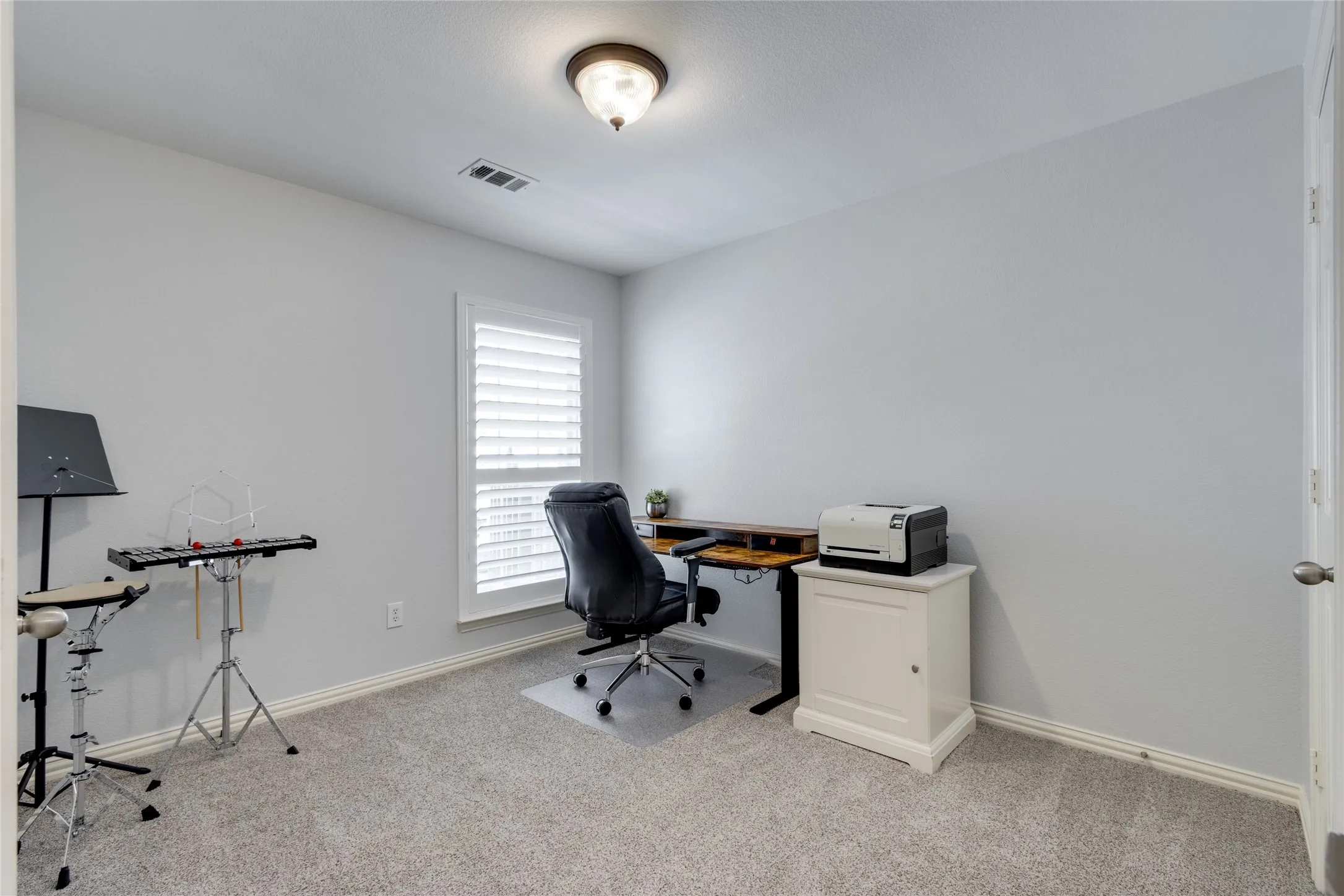 Single Family Residence For Sale in Denton County , 1237 Burnett Drive, Lantana, Texas 76226, 4 Bedroom, 3 Bathroom, 2 Garage spaces, 2,823 Sqft, built in 2007, mls#21341381, Real Estate Agent in Lantana, Homes For Sale in Denton county, Homes For Sale in Lantana, Realtor in Lantana Texas, Real Estate Brokerage Independent Realty Texas, Luminita Cordes Realtor