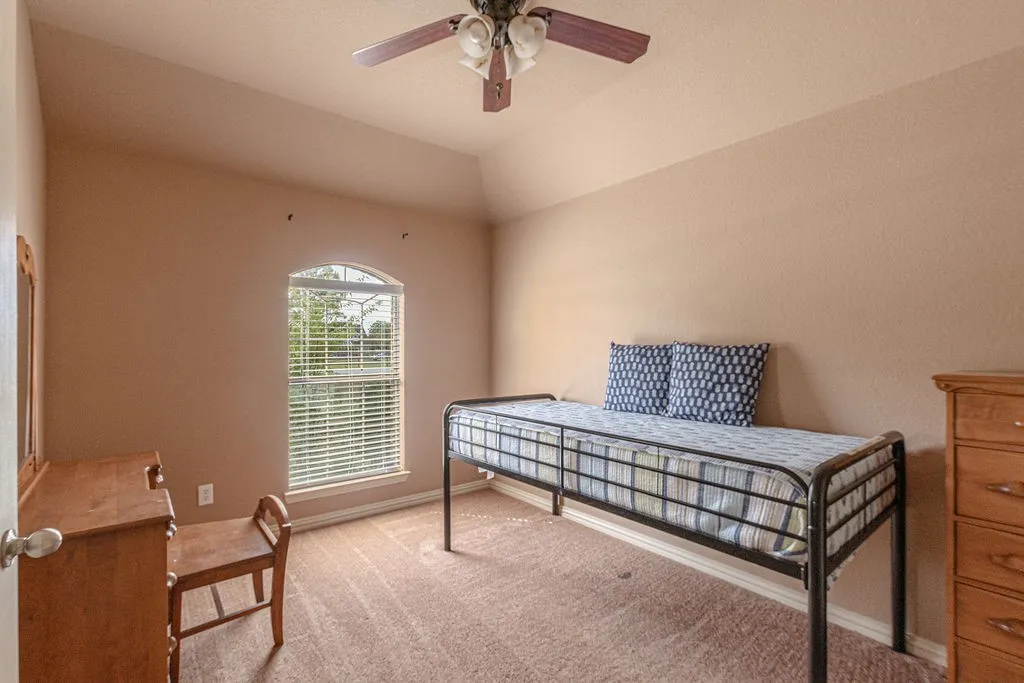Single Family Residence For Sale in Kaufman County , 5234 County Road 4098, Kaufman, Texas 75142, 4 Bedroom, 2 Bathroom, 2 Garage spaces, 2,384 Sqft, built in 2009, mls#21341322, Real Estate Agent in Kaufman, Homes For Sale in Kaufman county, Homes For Sale in Kaufman, Realtor in Kaufman Texas, Real Estate Brokerage Independent Realty Texas, Luminita Cordes Realtor